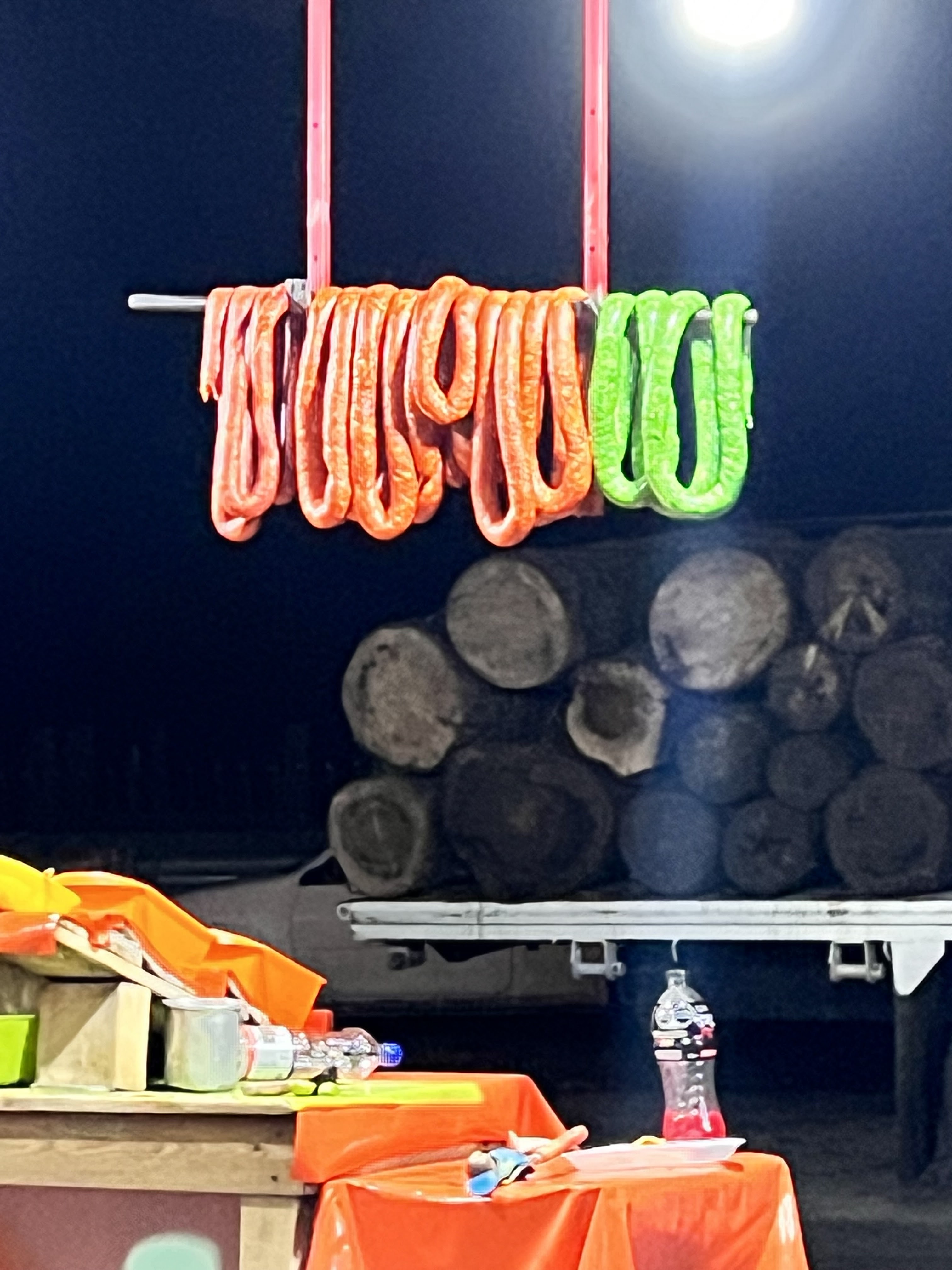 Tienda y restaurant 2 hermanos image 3