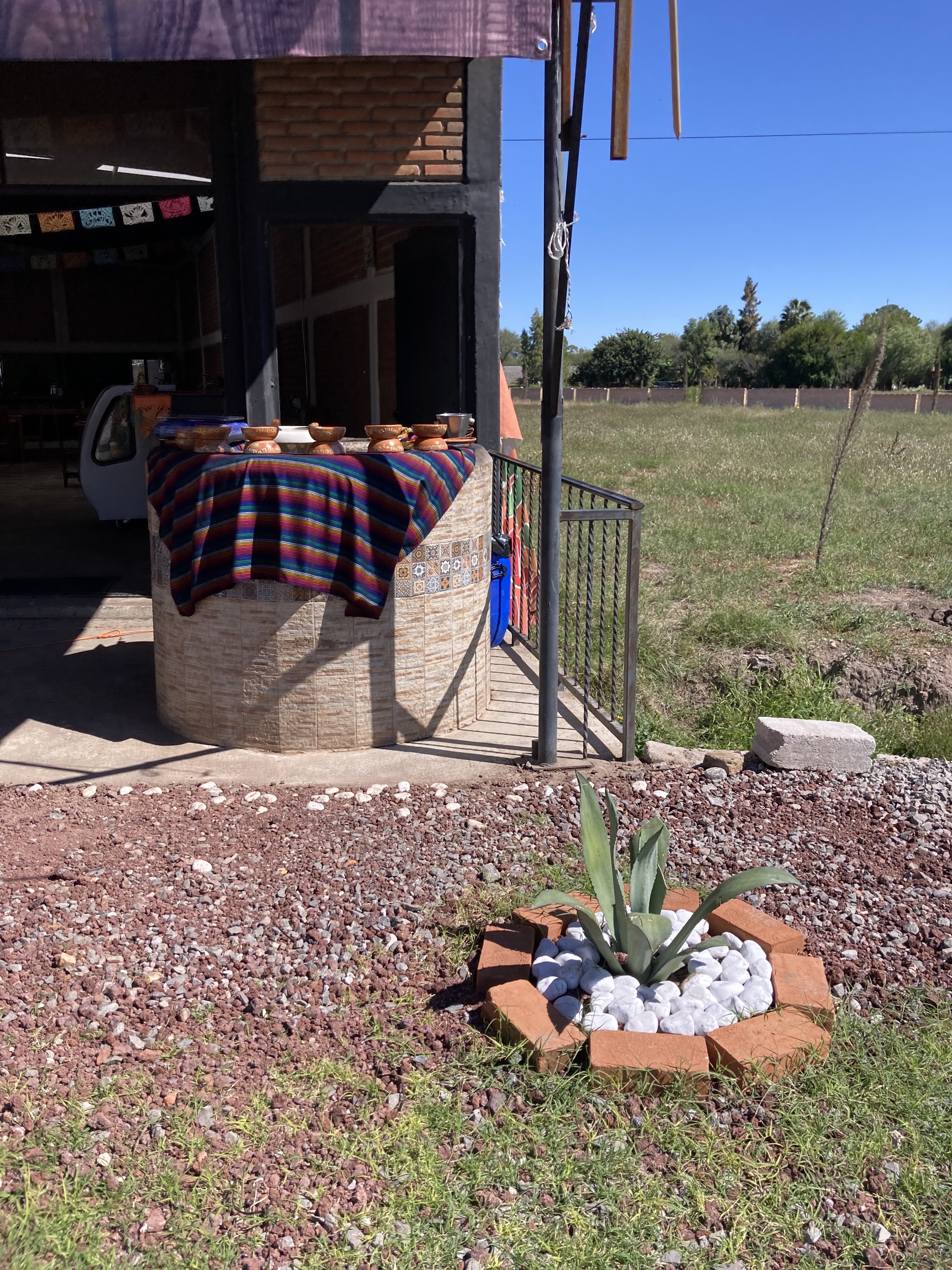 Los Magueyes Barbacoa image 7