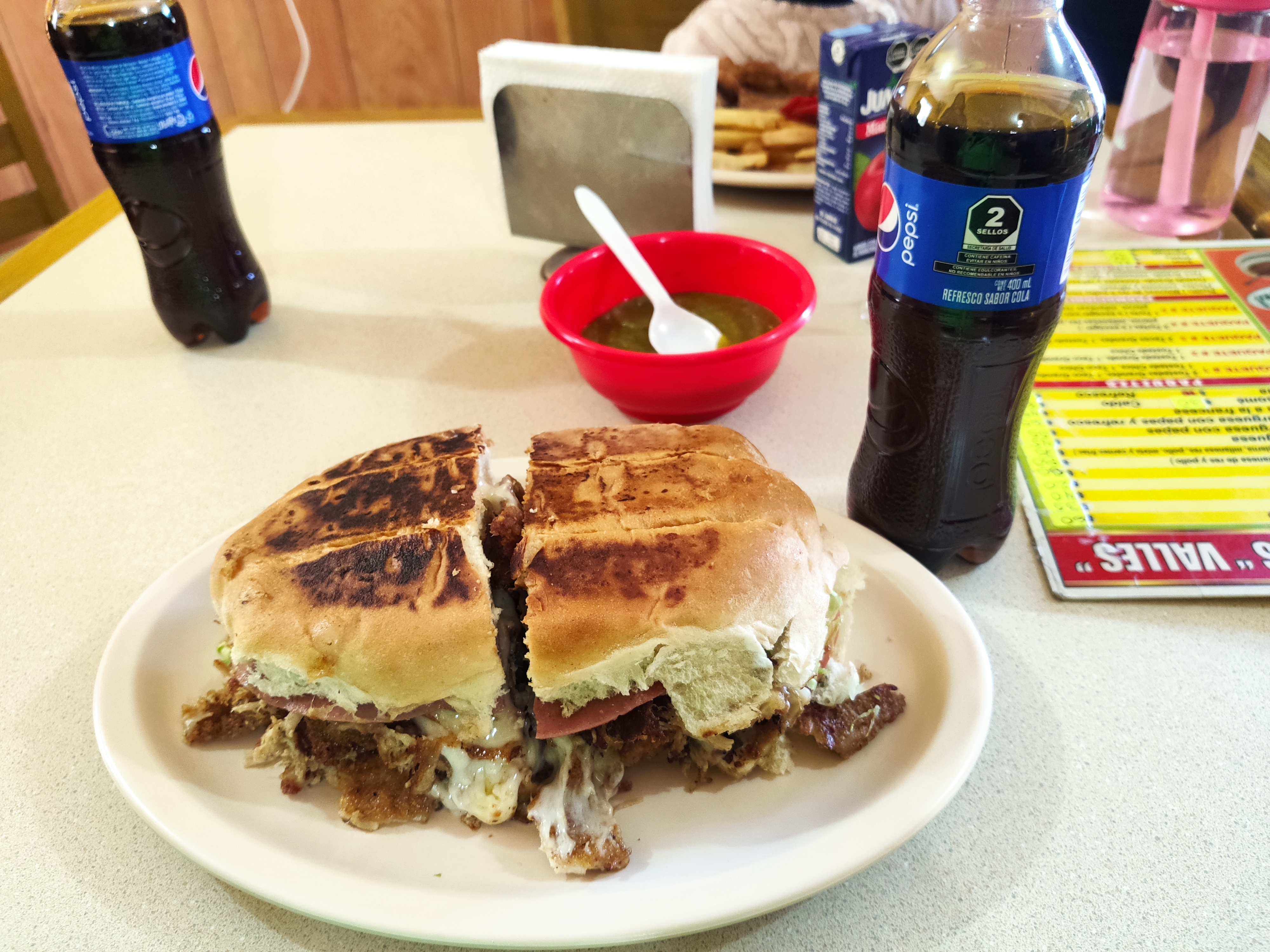 Tostadas Y Tortas Valles image 5