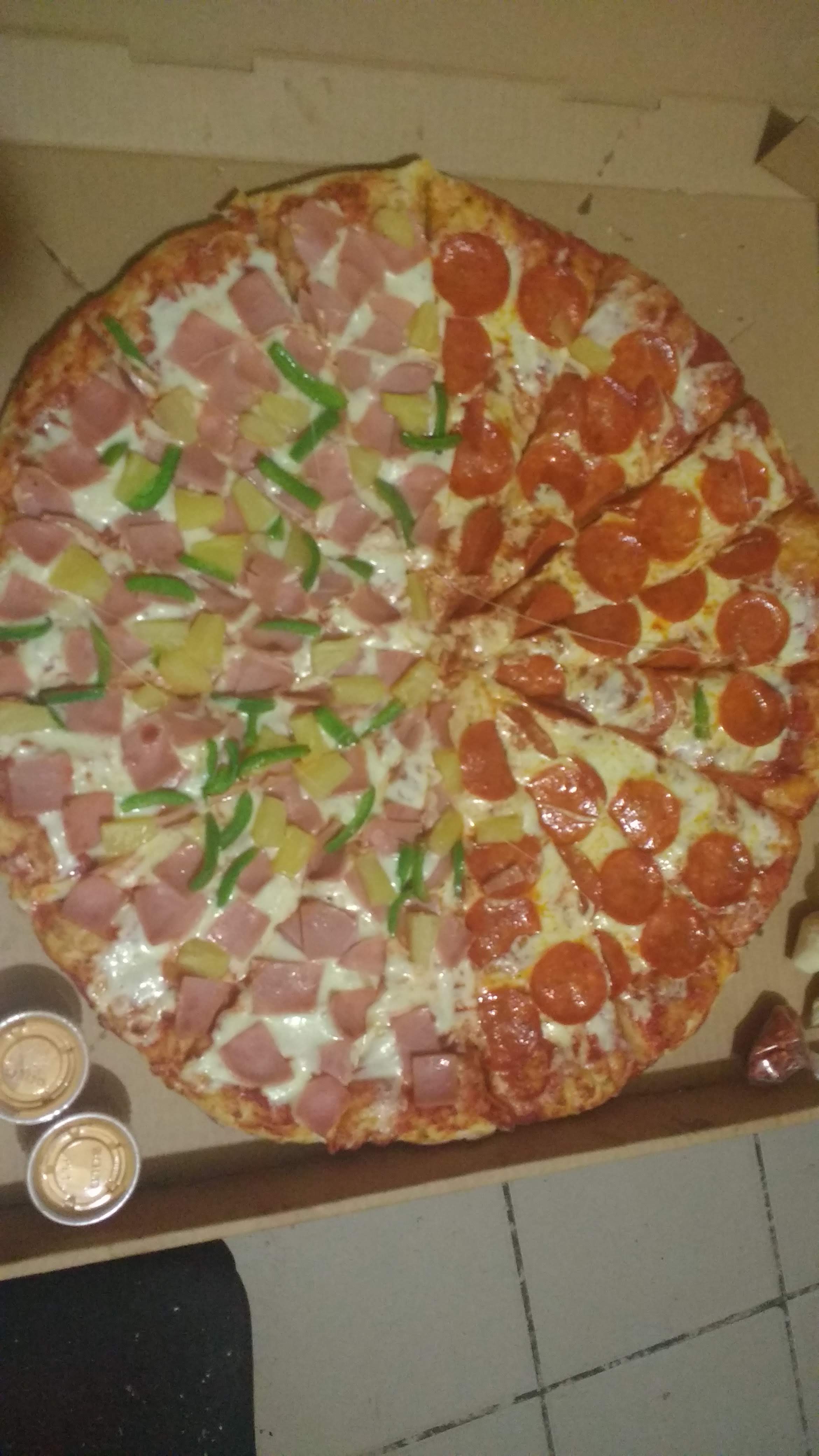 Pizzas Y Hamburguesas Yessy image 6