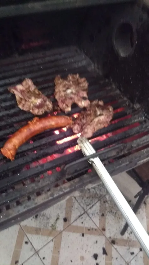 Tacos Pérez de pollo costilla chorizo bistek al carbon image 4