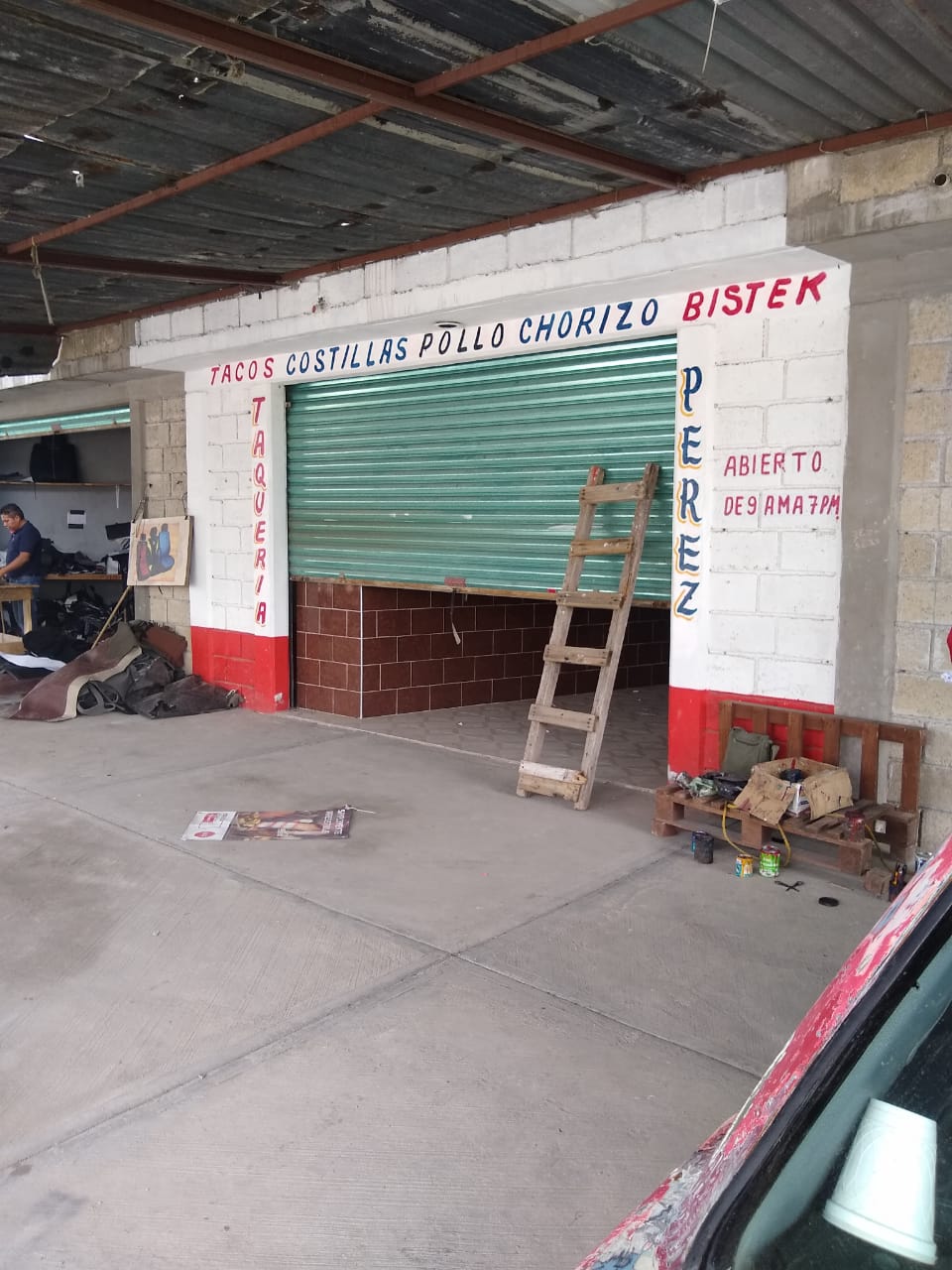 Tacos Pérez de pollo costilla chorizo bistek al carbon image 5