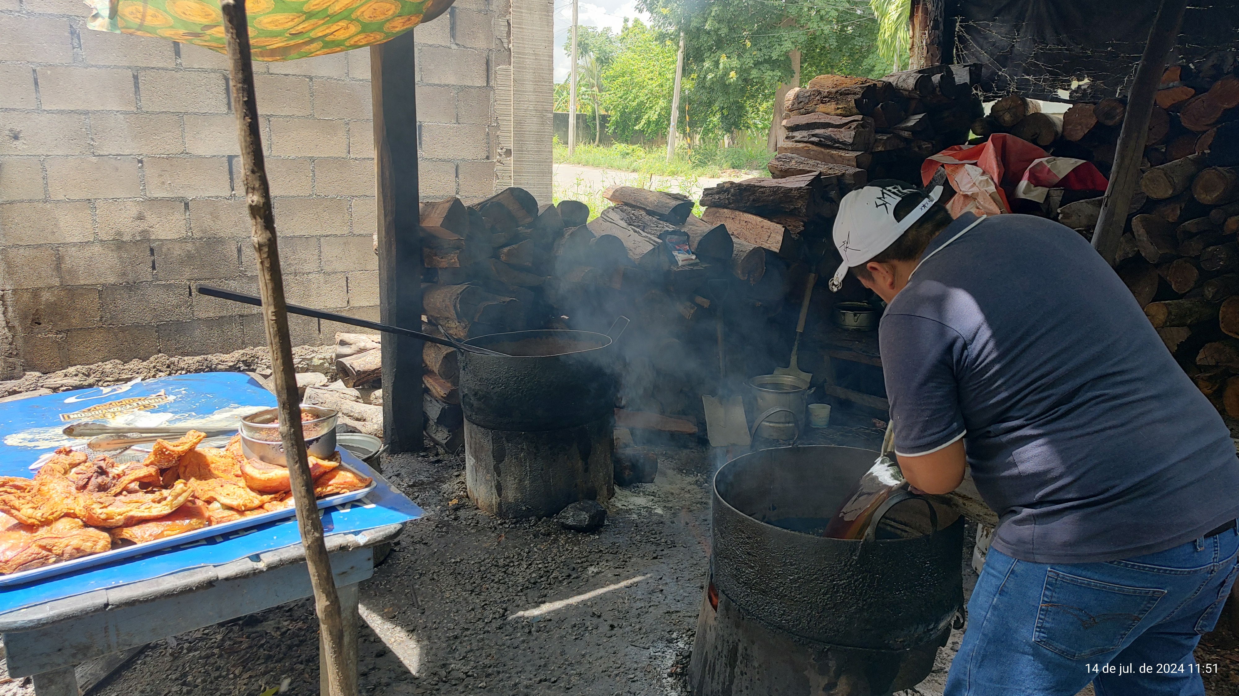 Chicharroneria "Jireh" image 3