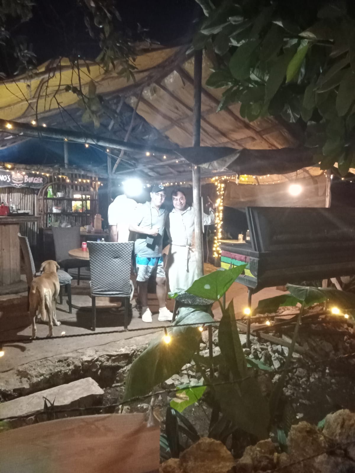 Tino's Burguer image 10