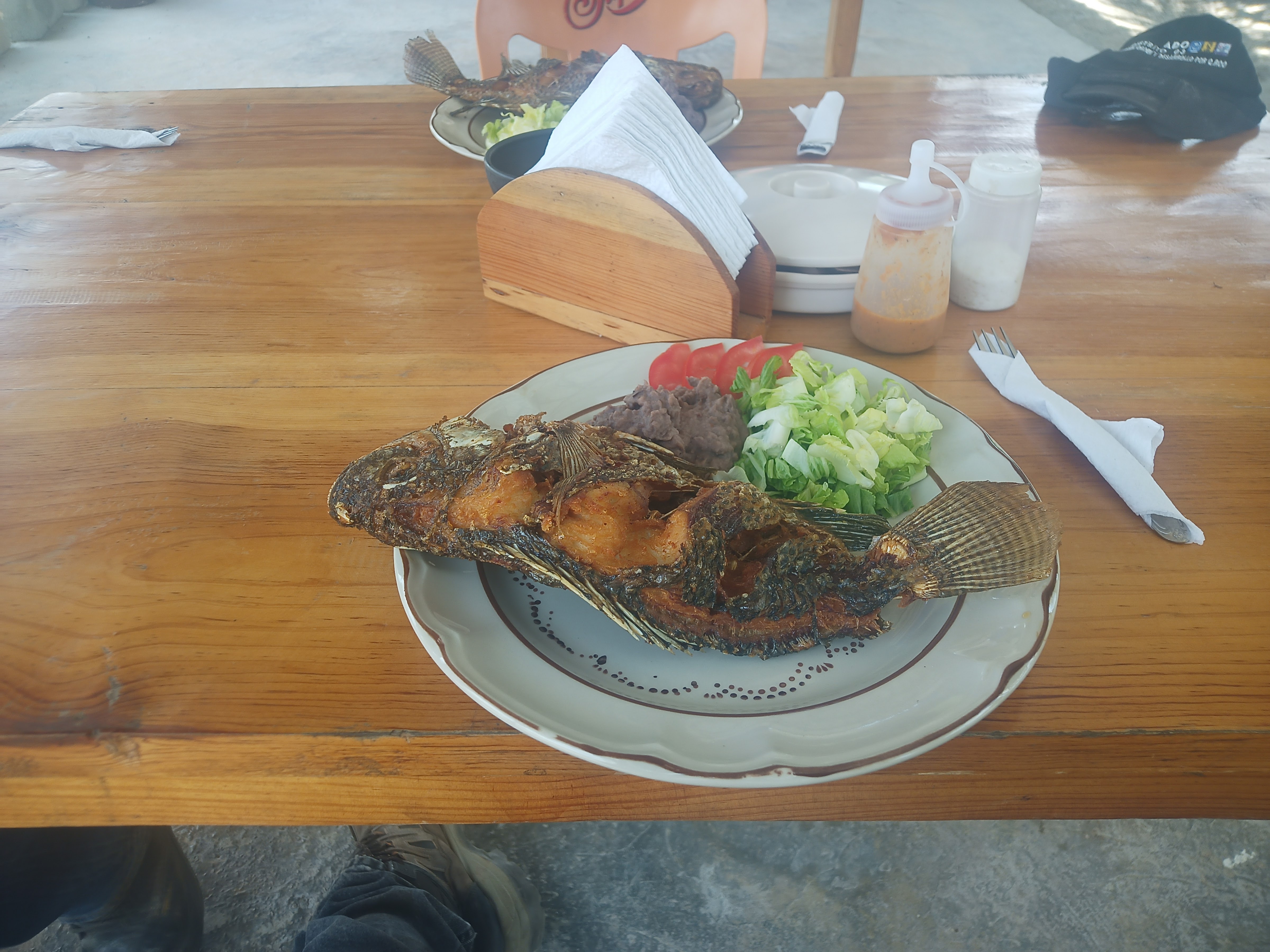 Pescado frito y desayunos image 2