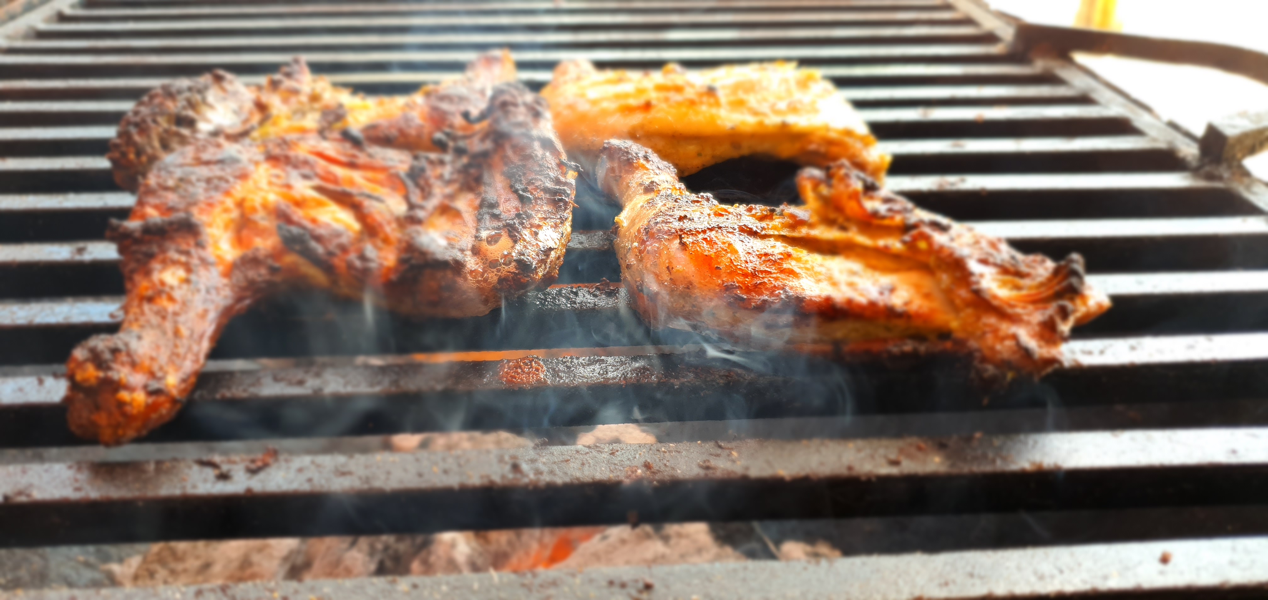 LA LEONA "POLLOS A LA PARRILLA" image 6