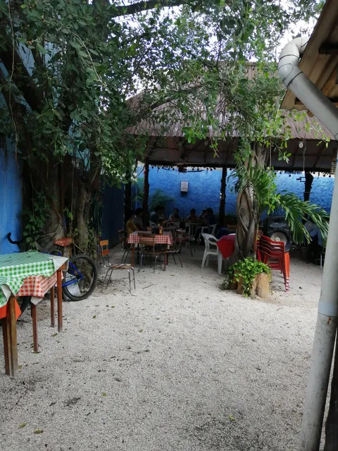 RESTAURANTE FAMILIAR LOS KORAS image 1