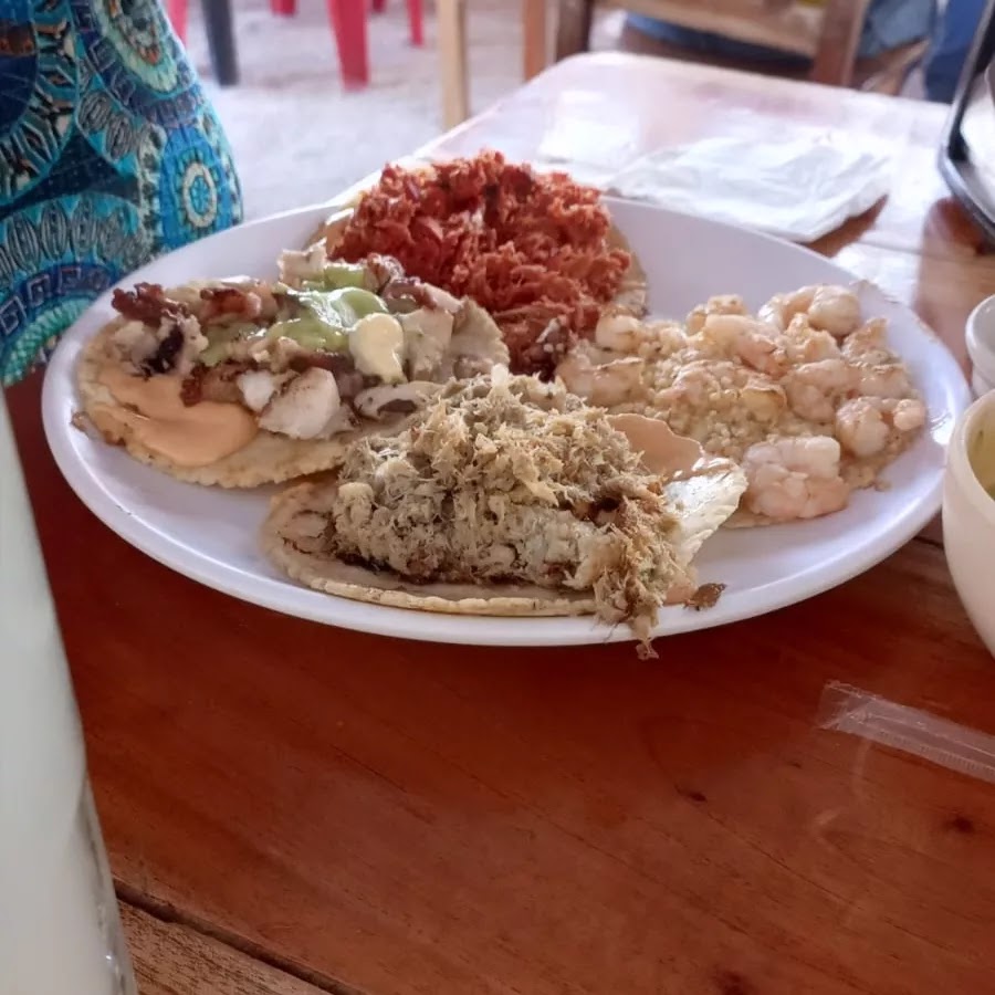 RESTAURANTE FAMILIAR LOS KORAS image 10