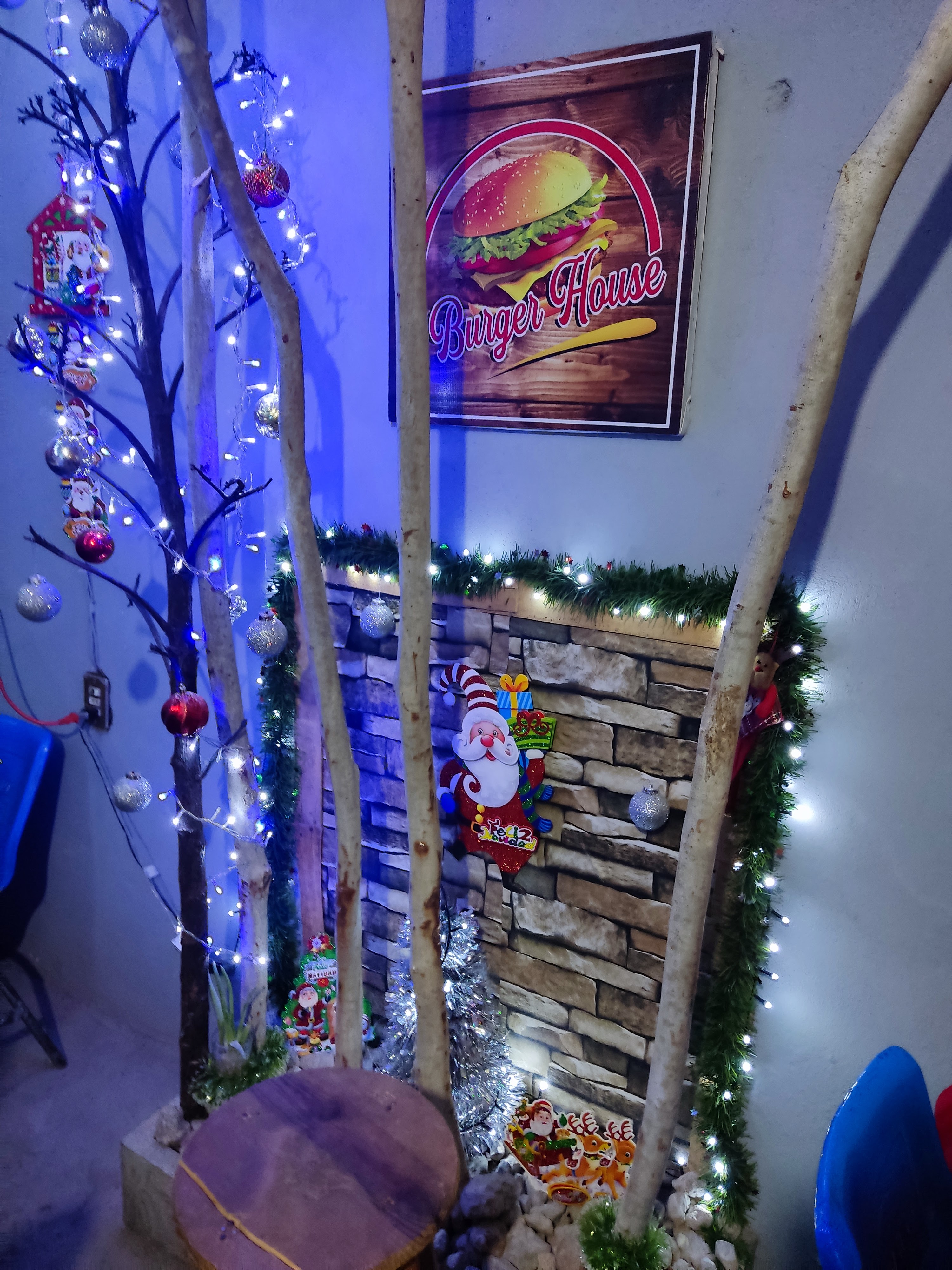 Burger House image 7