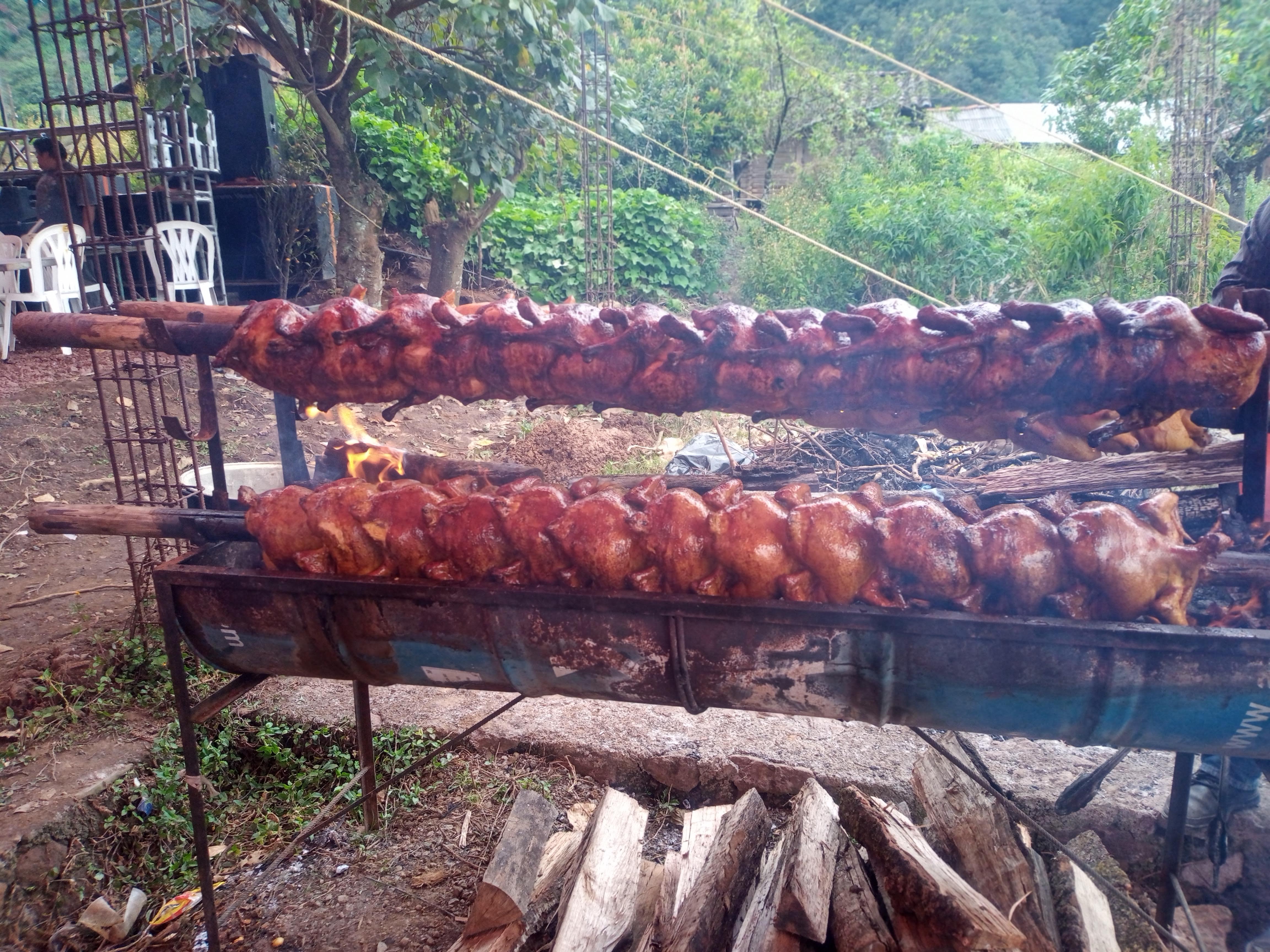 POLLOS A LA LEÑA "DON TOMY" image 7