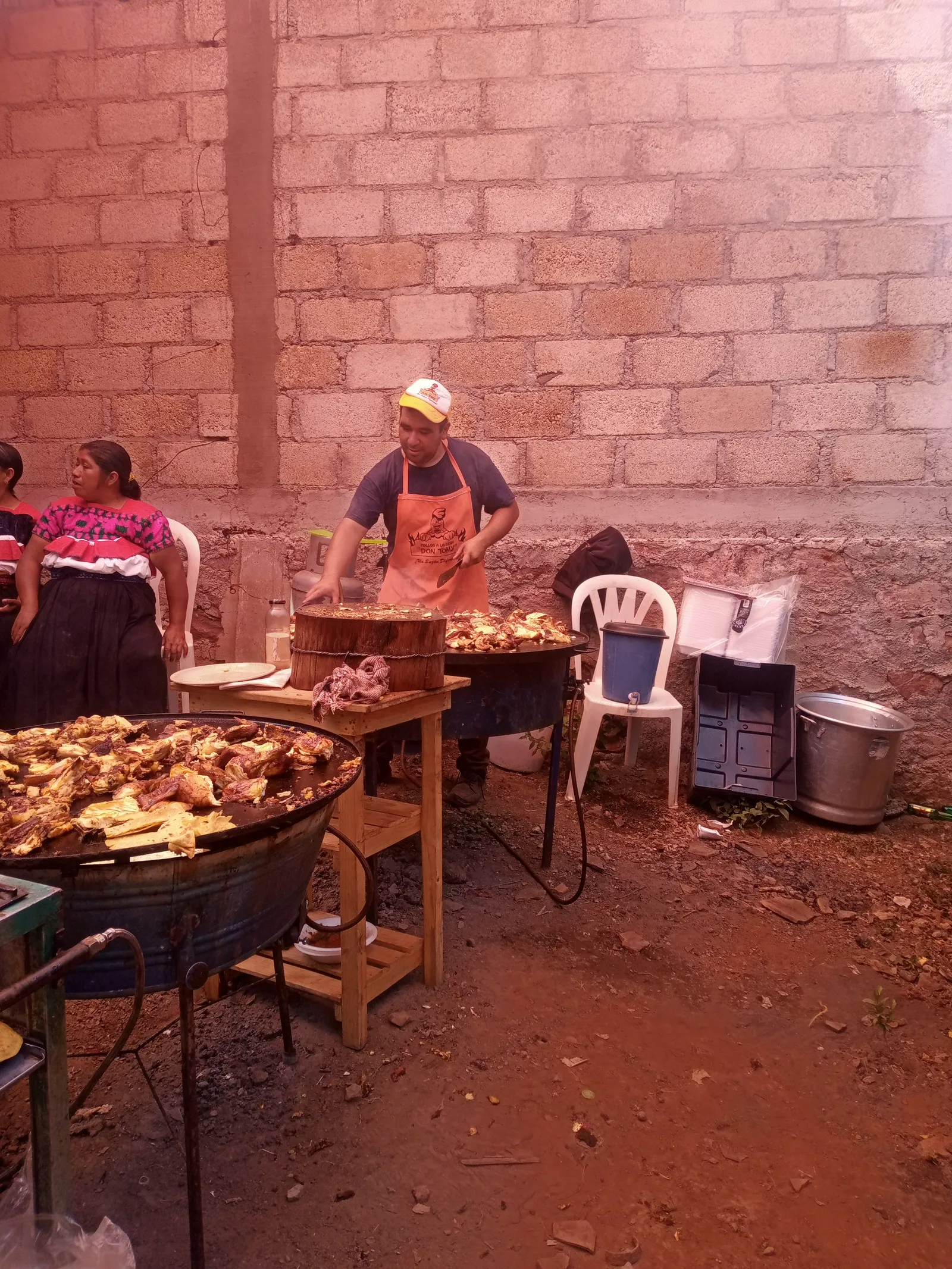 POLLOS A LA LEÑA "DON TOMY" image 10
