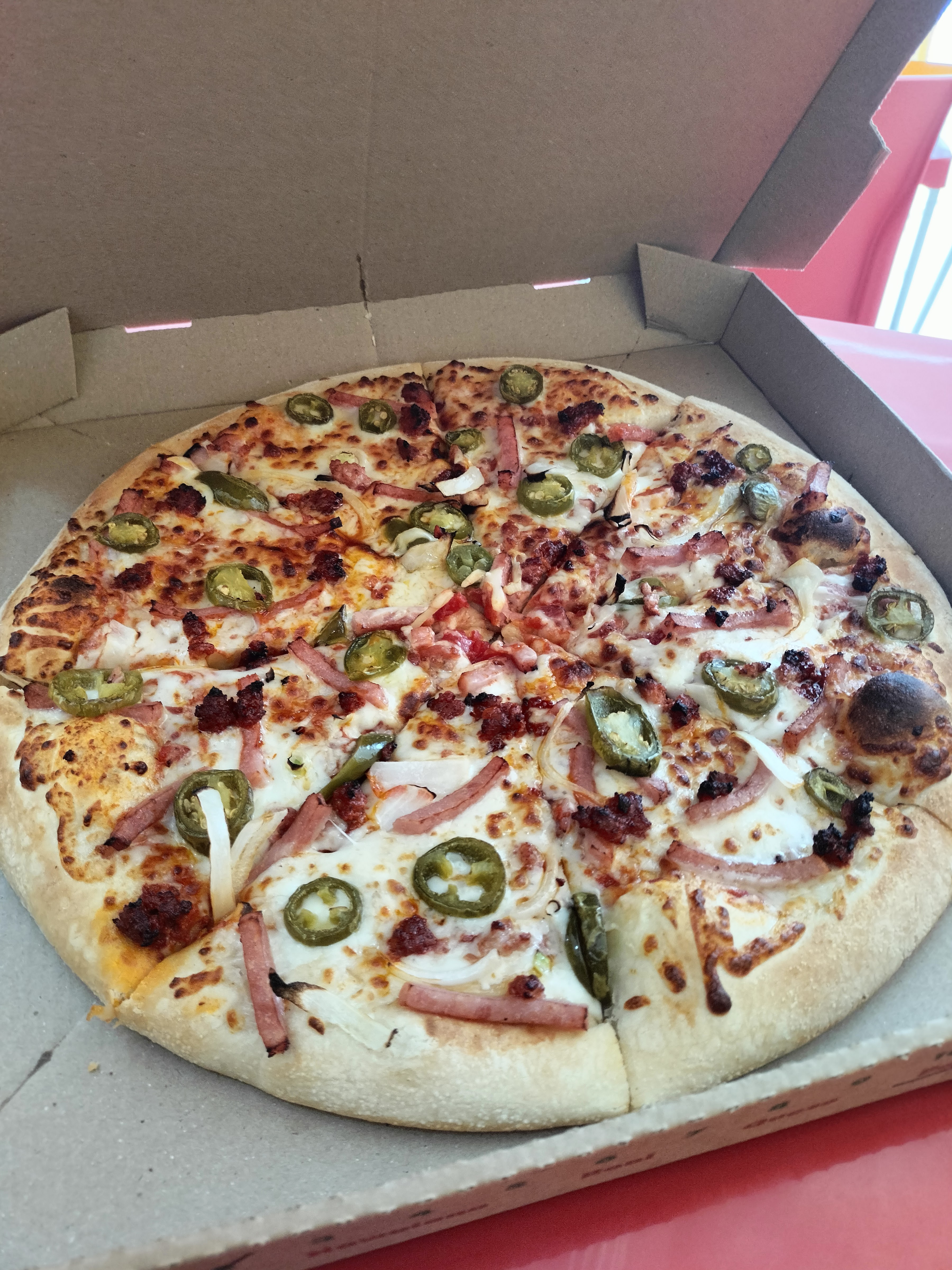 GOU GOU PIZZA - SUC. CEDROS image 2