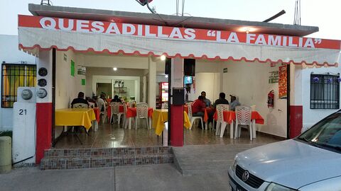 Quesadillas La Familia image 1