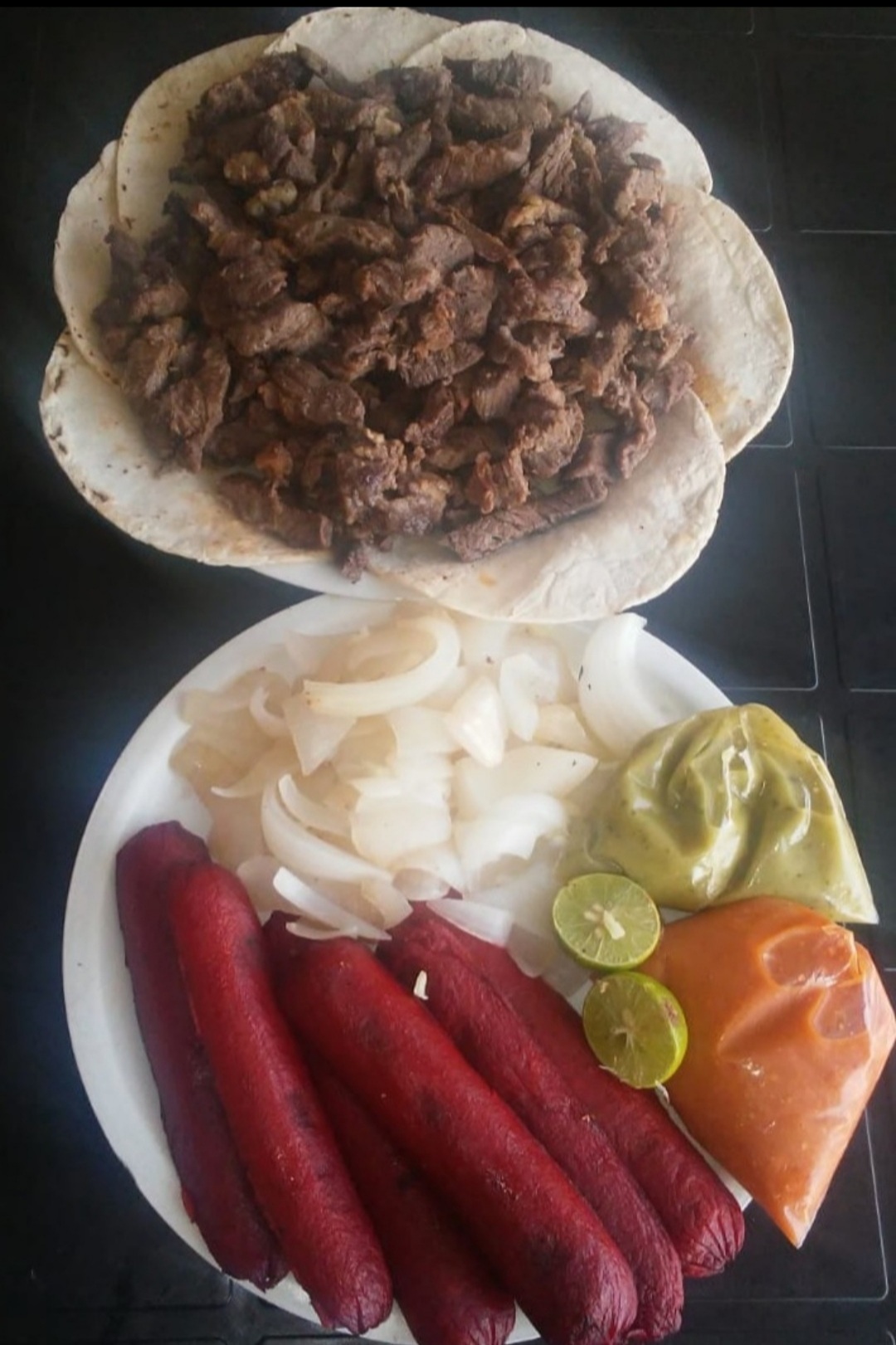 POLLOS ASADOS Y CARNE ASADA "EL ROBLE" image 3
