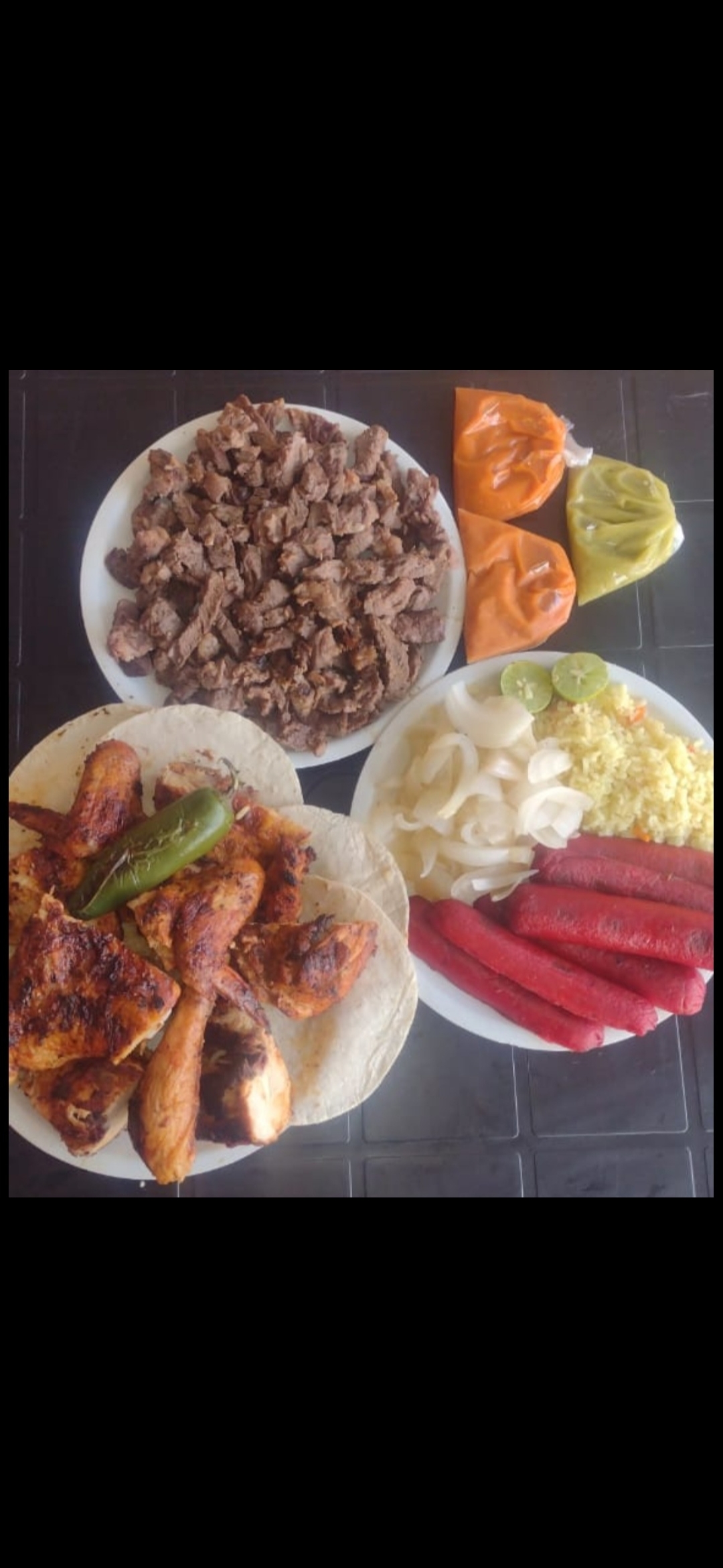 POLLOS ASADOS Y CARNE ASADA "EL ROBLE" image 4