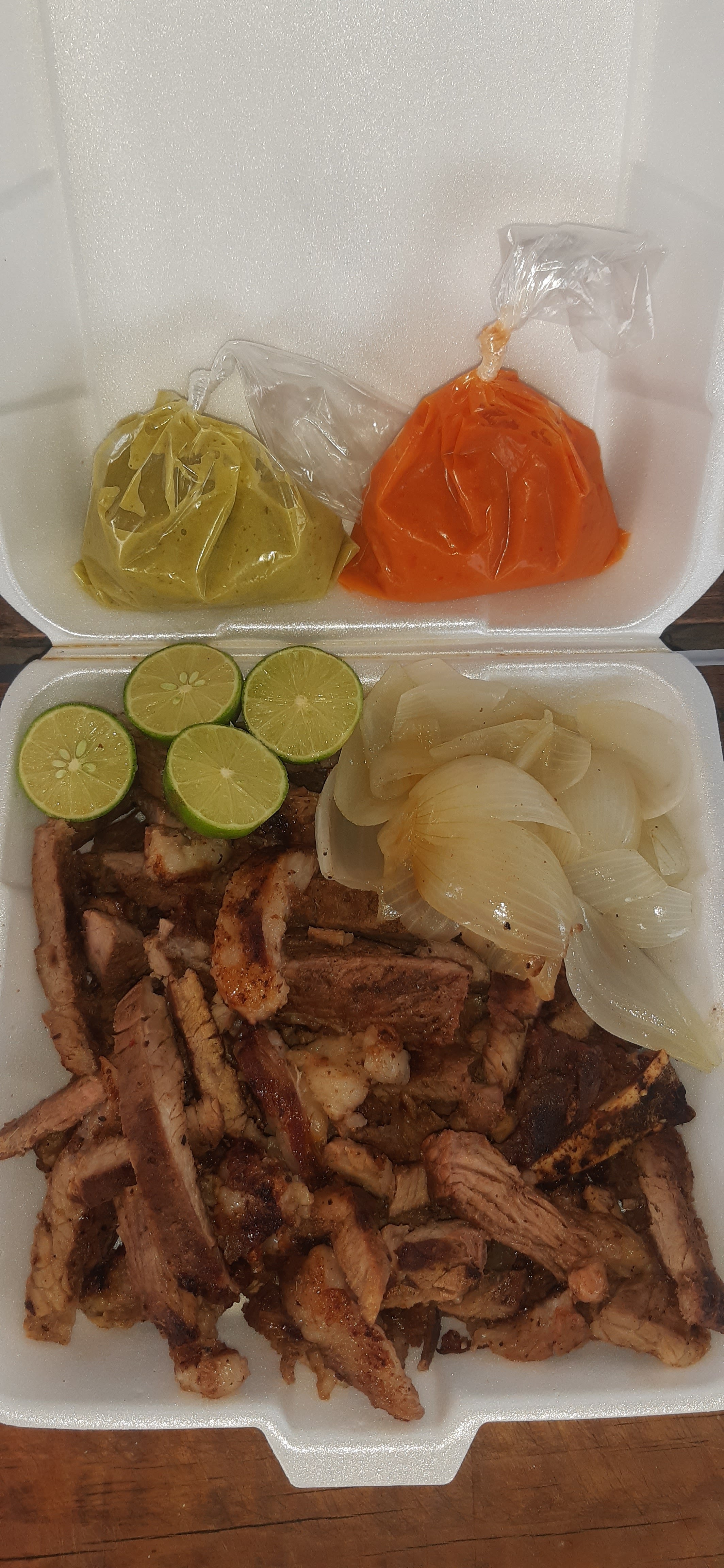 POLLOS ASADOS Y CARNE ASADA "EL ROBLE" image 6