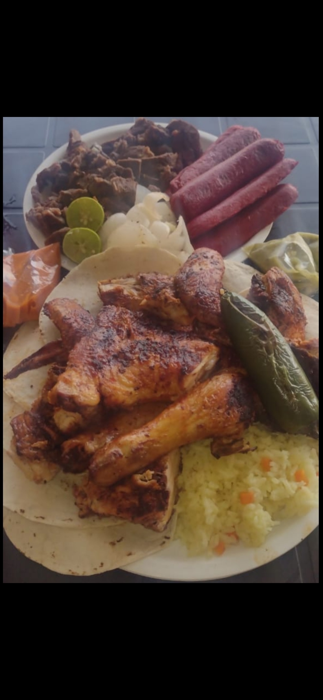 POLLOS ASADOS Y CARNE ASADA "EL ROBLE" image 8