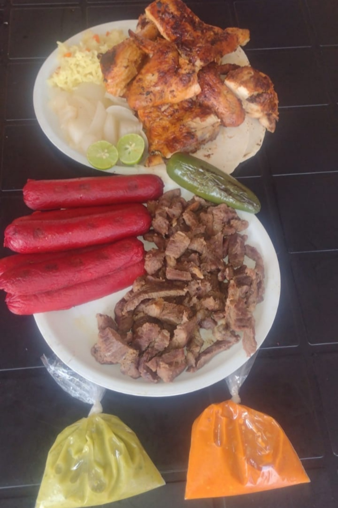 POLLOS ASADOS Y CARNE ASADA "EL ROBLE" image 10