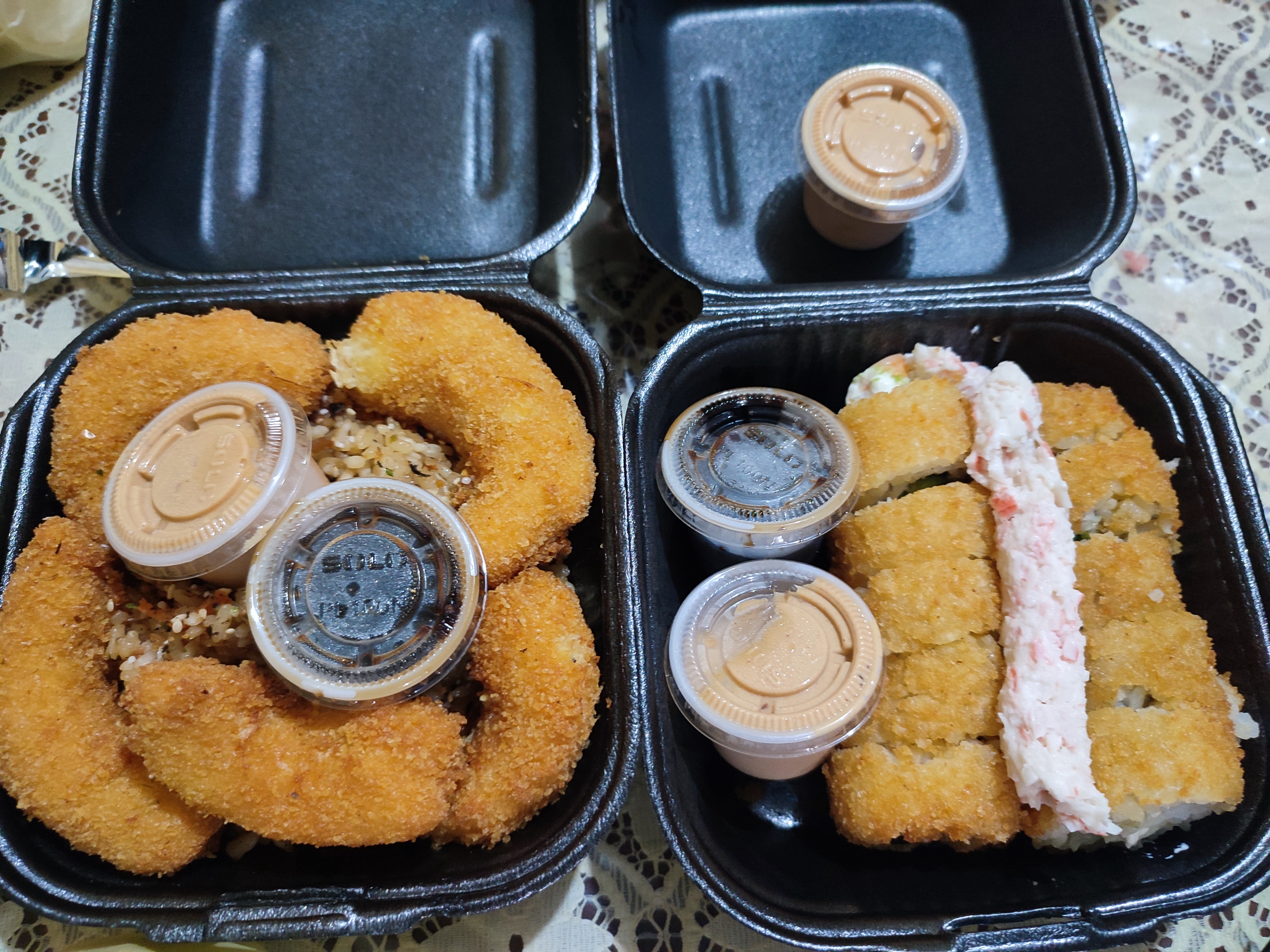 DoHo Sushi and More image 2