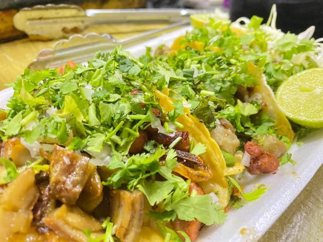 Tacos y Lonches " El Country" image 3