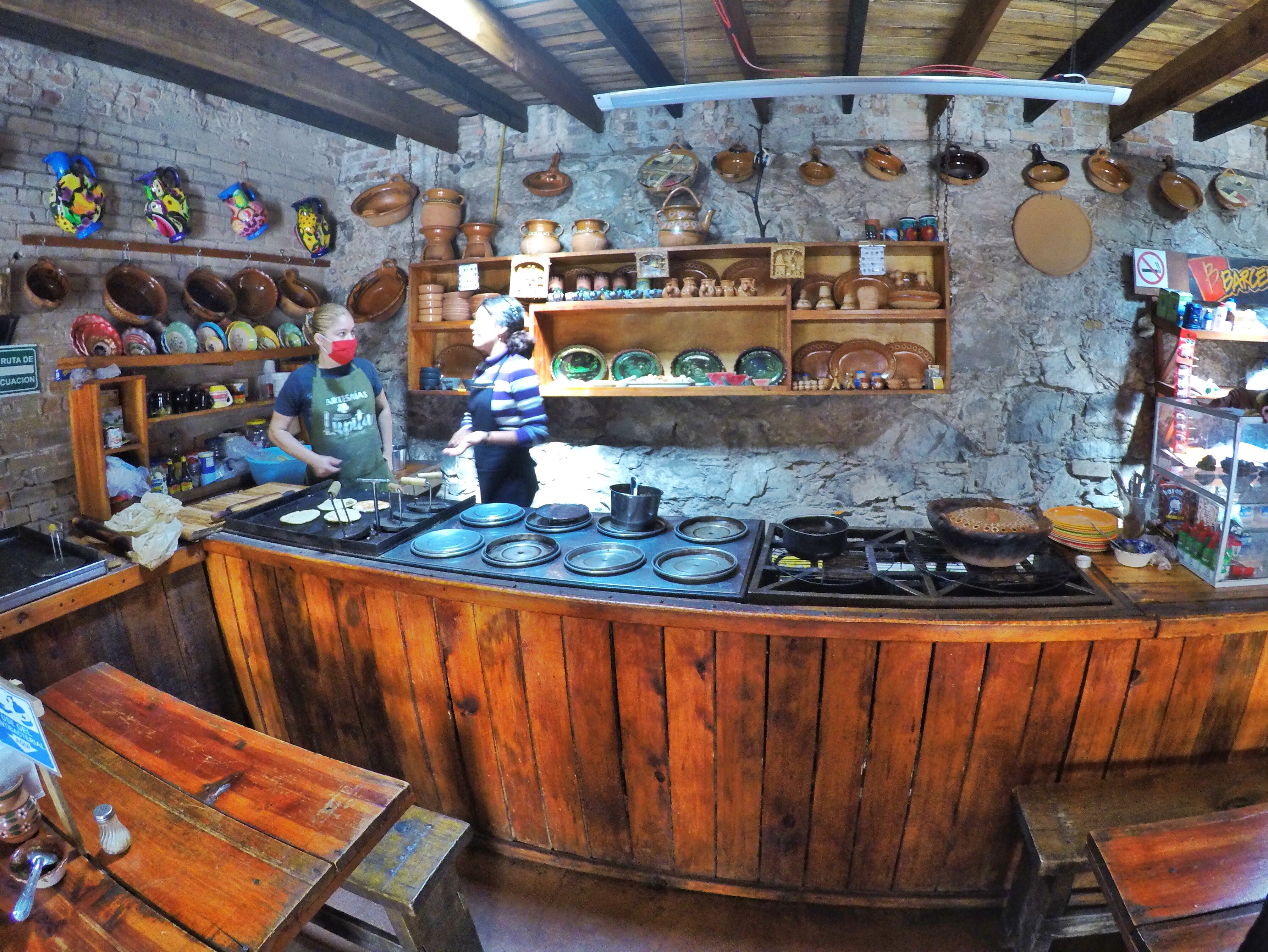 Fonda y Tienda De Recuerdos Lupita image 1