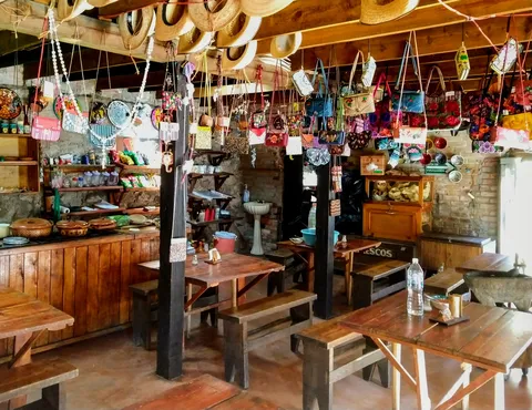 Fonda y Tienda De Recuerdos Lupita image 5
