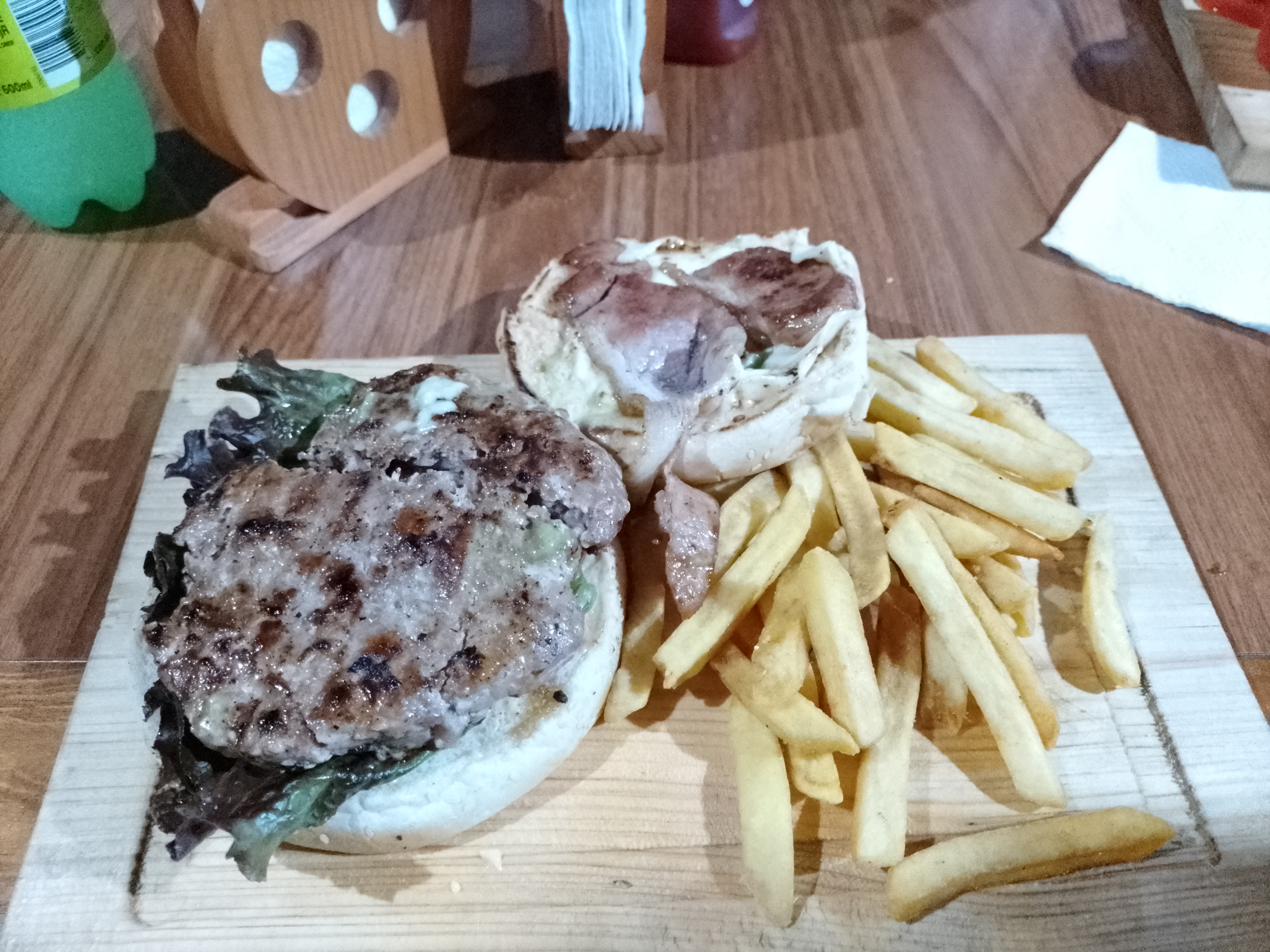 Bundio's Grill image 3