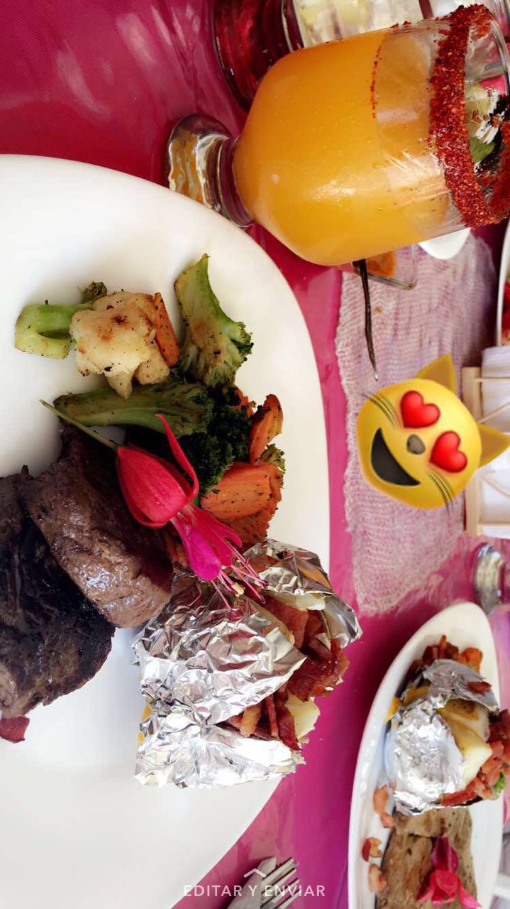 Bundio's Grill image 9