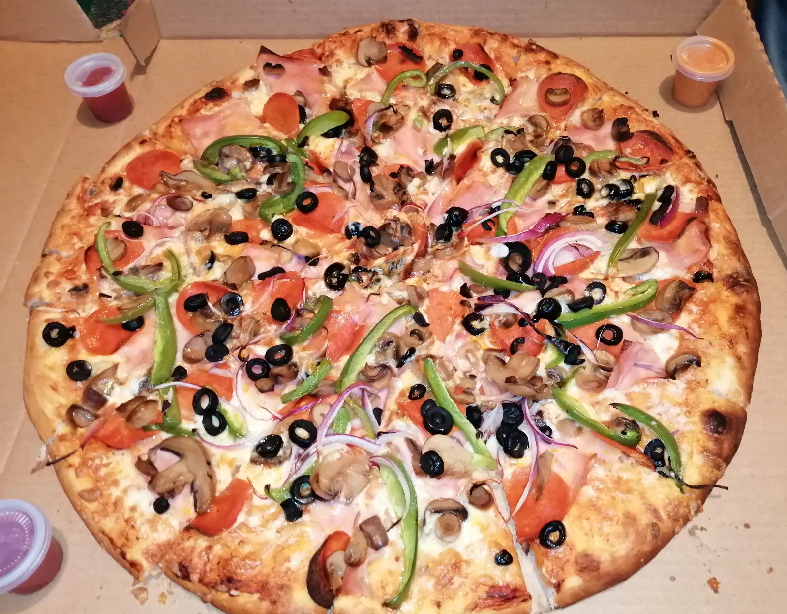 Leo's Pizza image 2