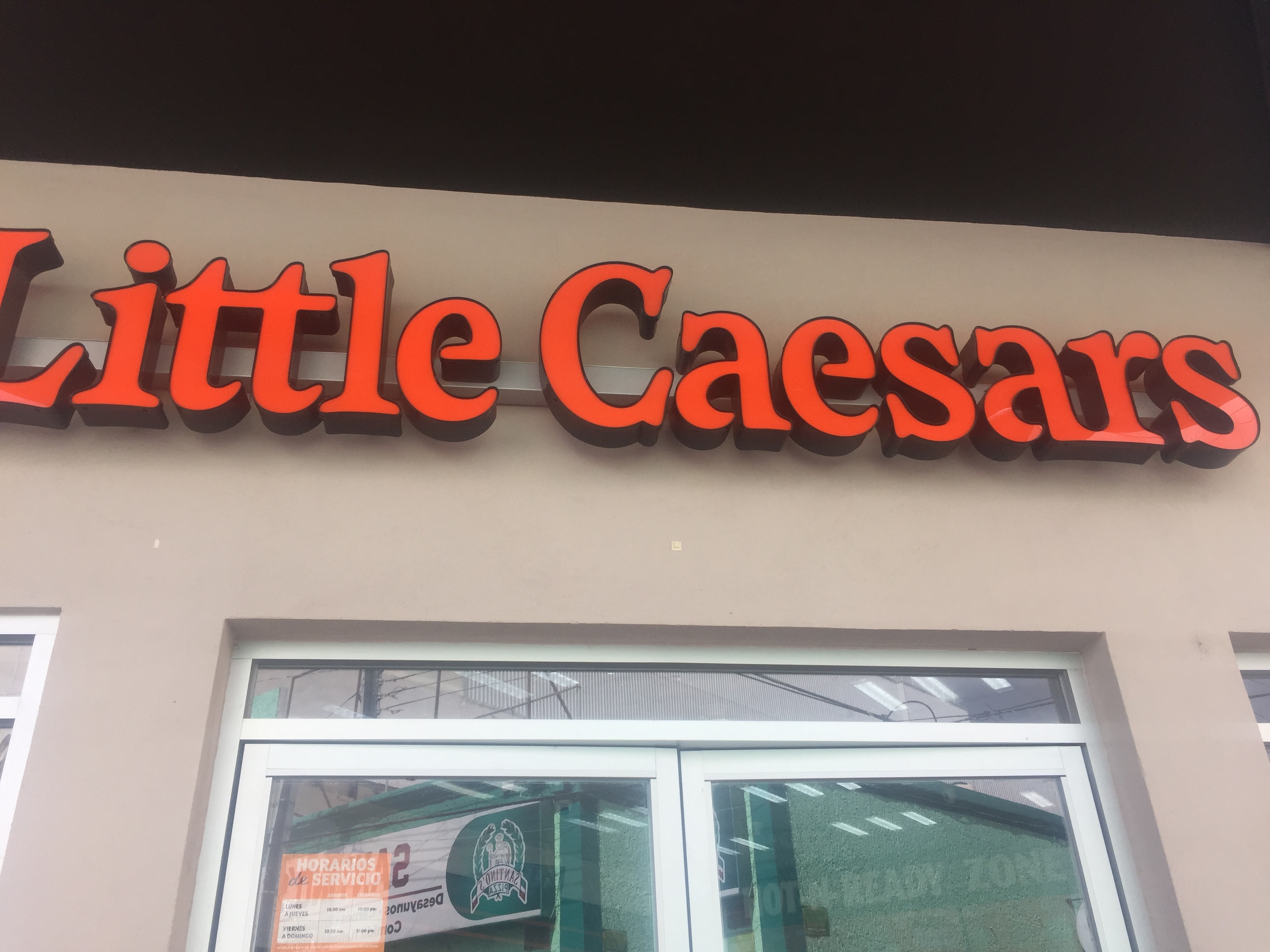 Little Caesars Ocotlán image 7