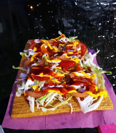 Hamburguesas al carbón ! Y más "Los Henrry's" image 1