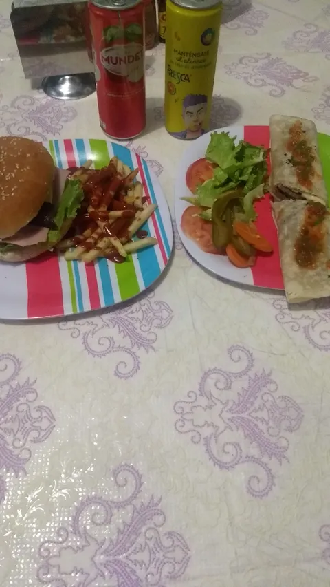 Hamburguesa del centro image 2