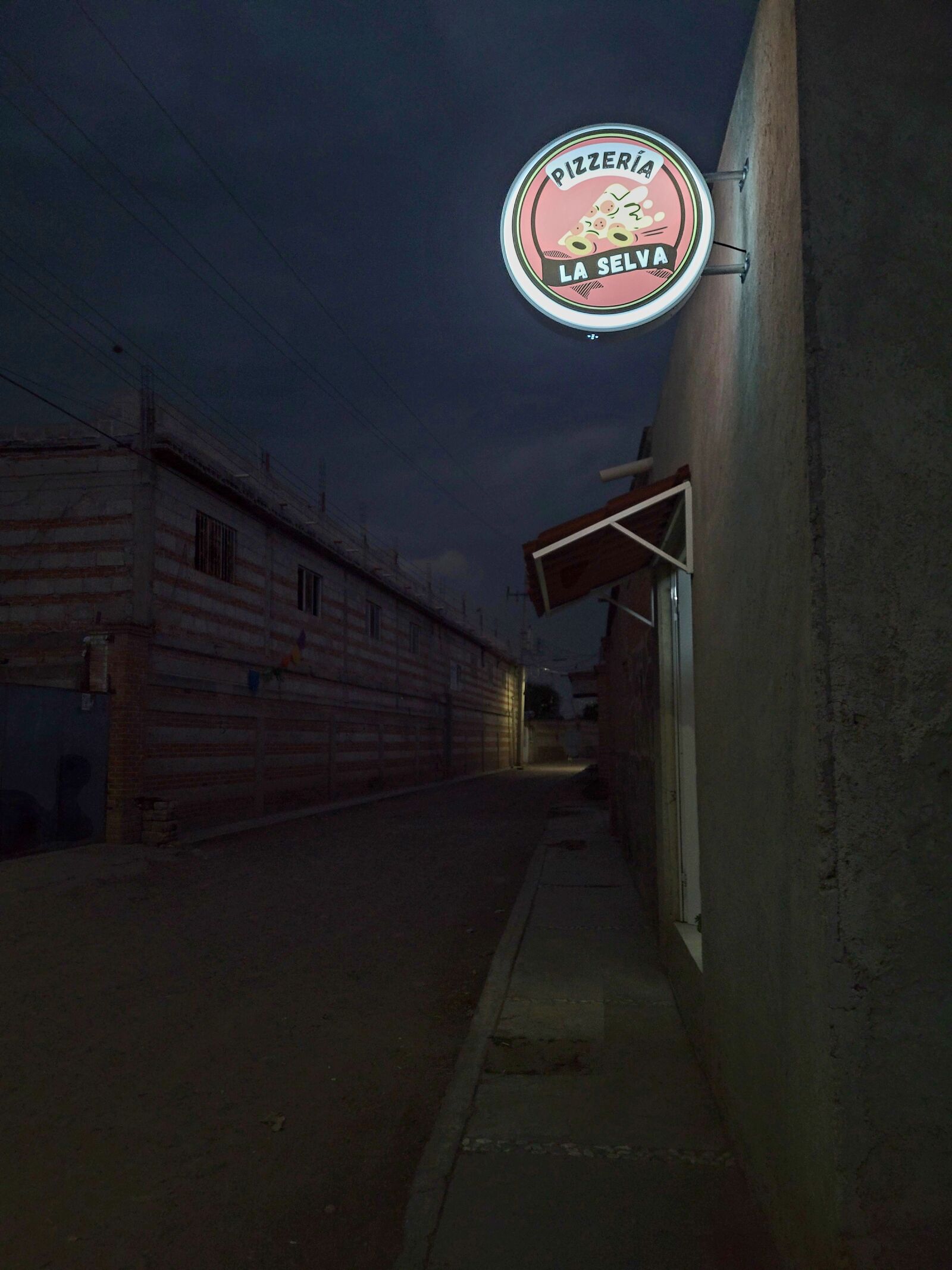 Pizzería La Selva image 1