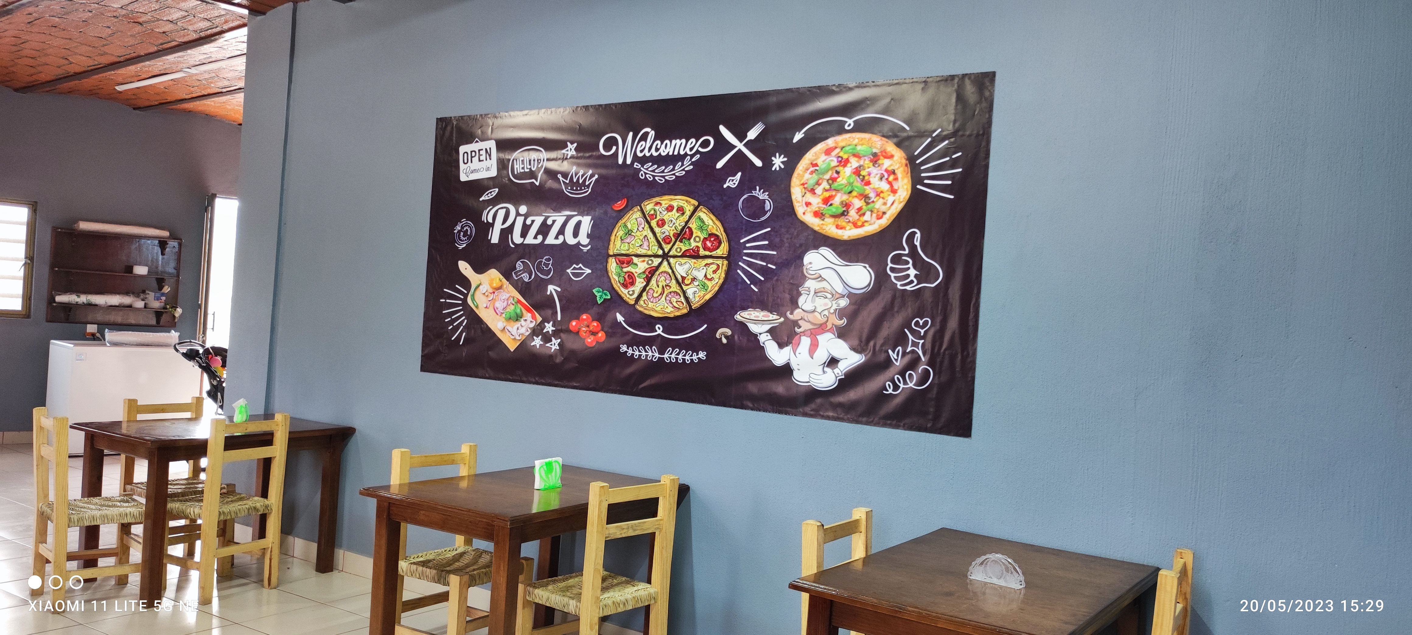 Pizzería la fiesta jomulco image 2