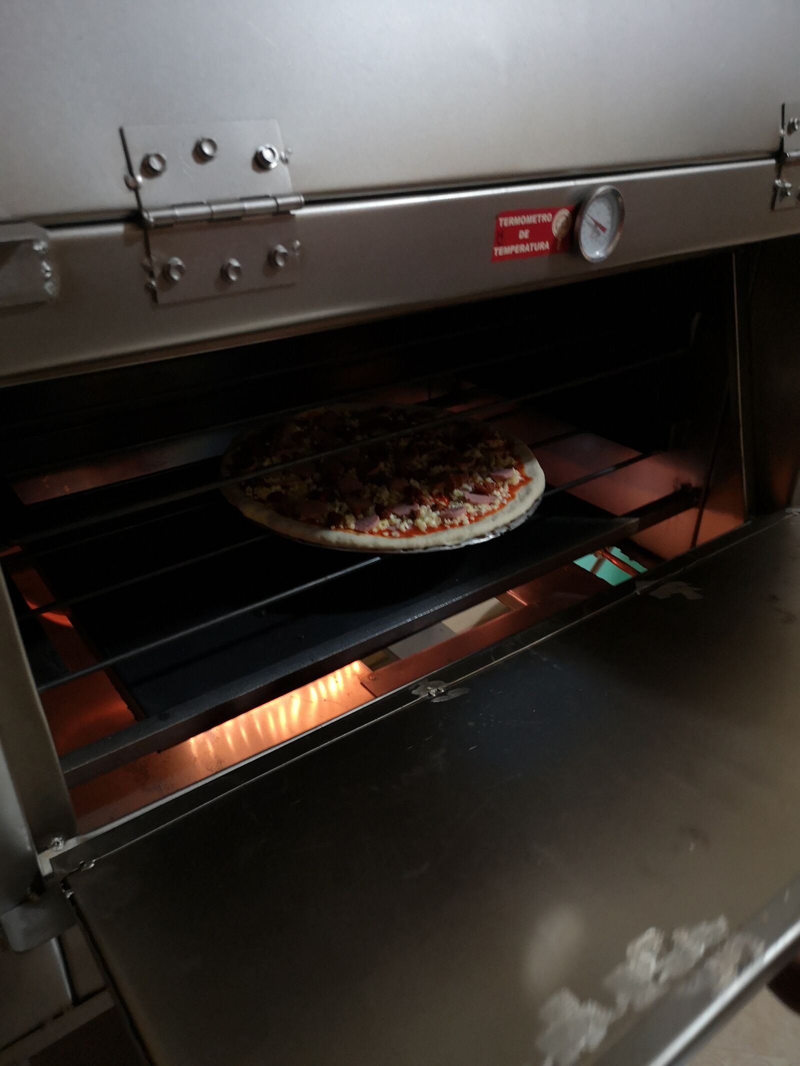 Rock N' Pizza image 9