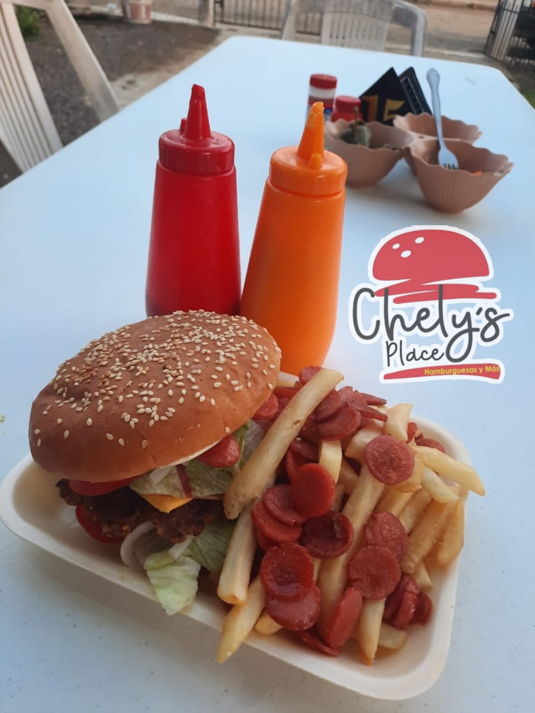 Chely's Place Hamburguesas y mas image 7