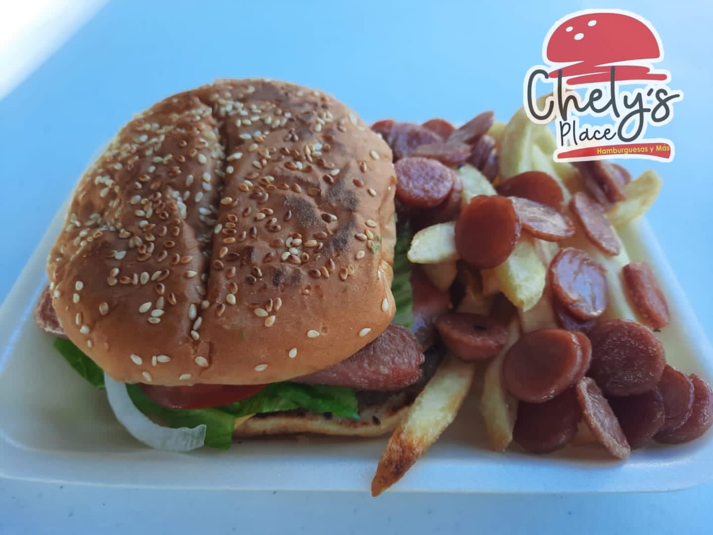 Chely's Place Hamburguesas y mas image 9