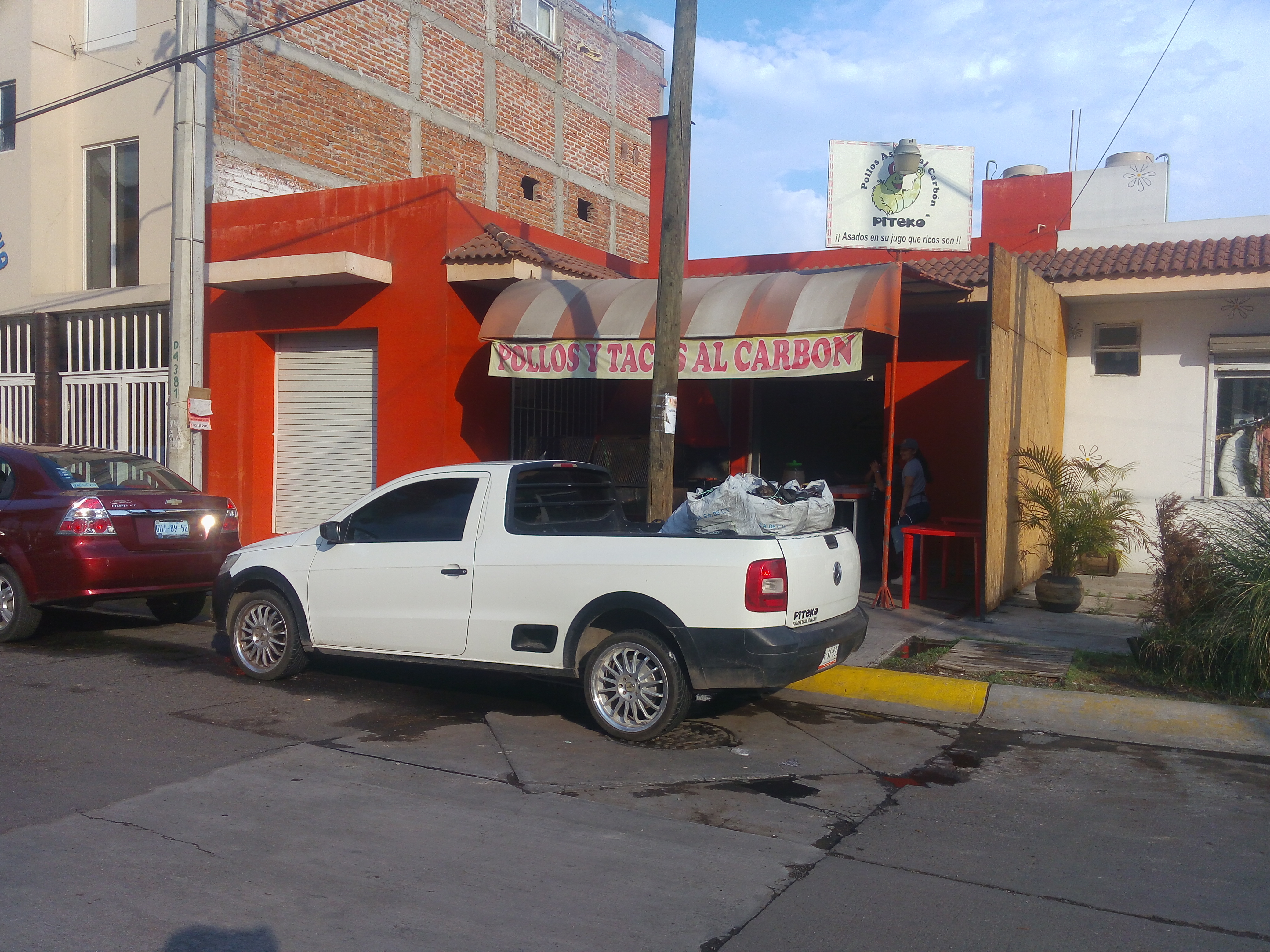 POLLOS PITEKO image 2