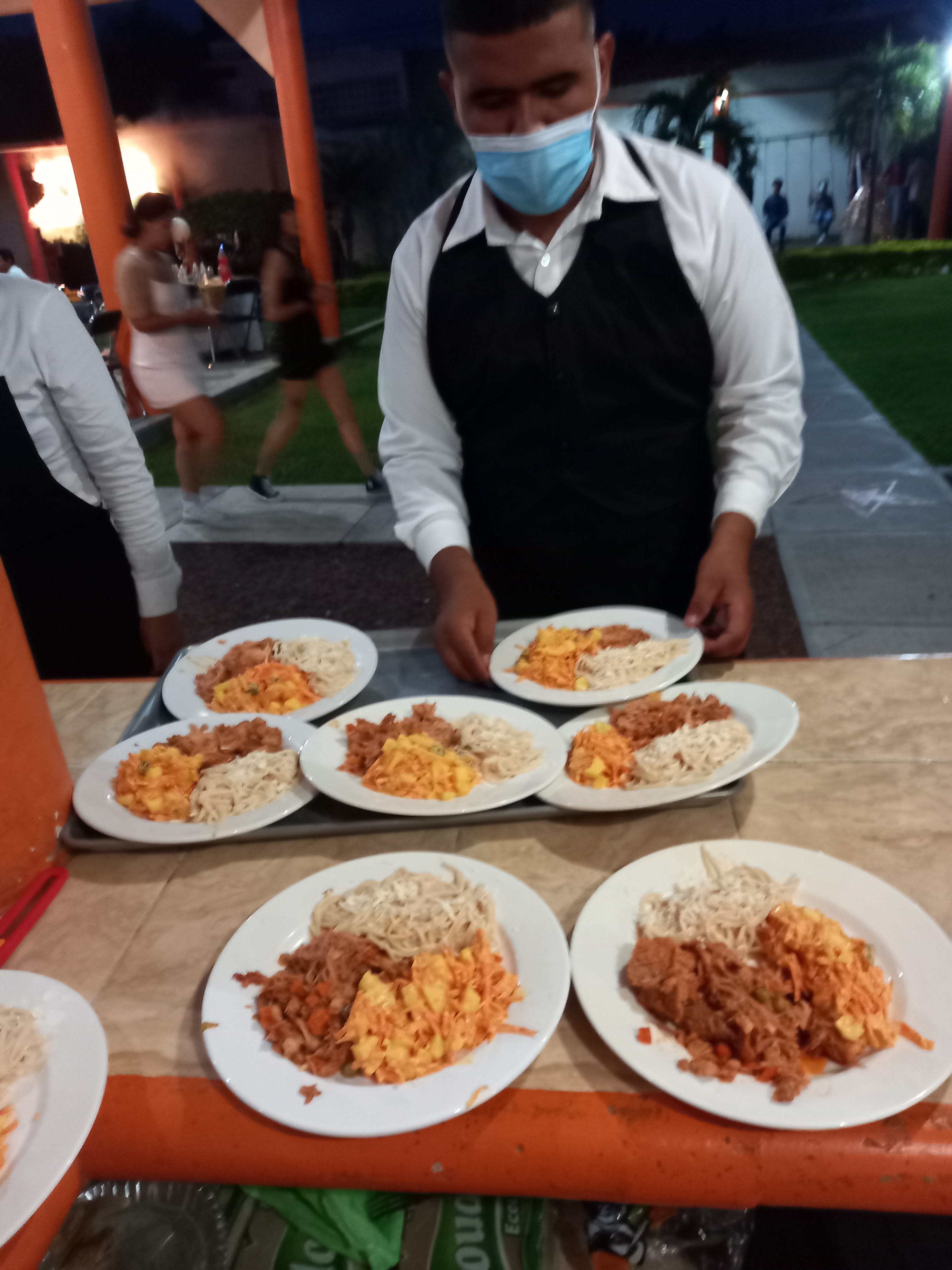 Banquetes emanuel y bere image 10