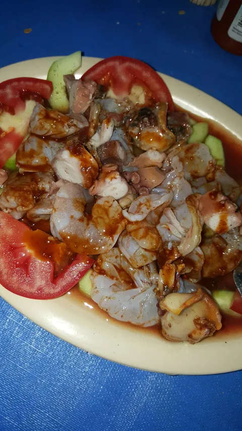 Mariscos La Fuente image 2