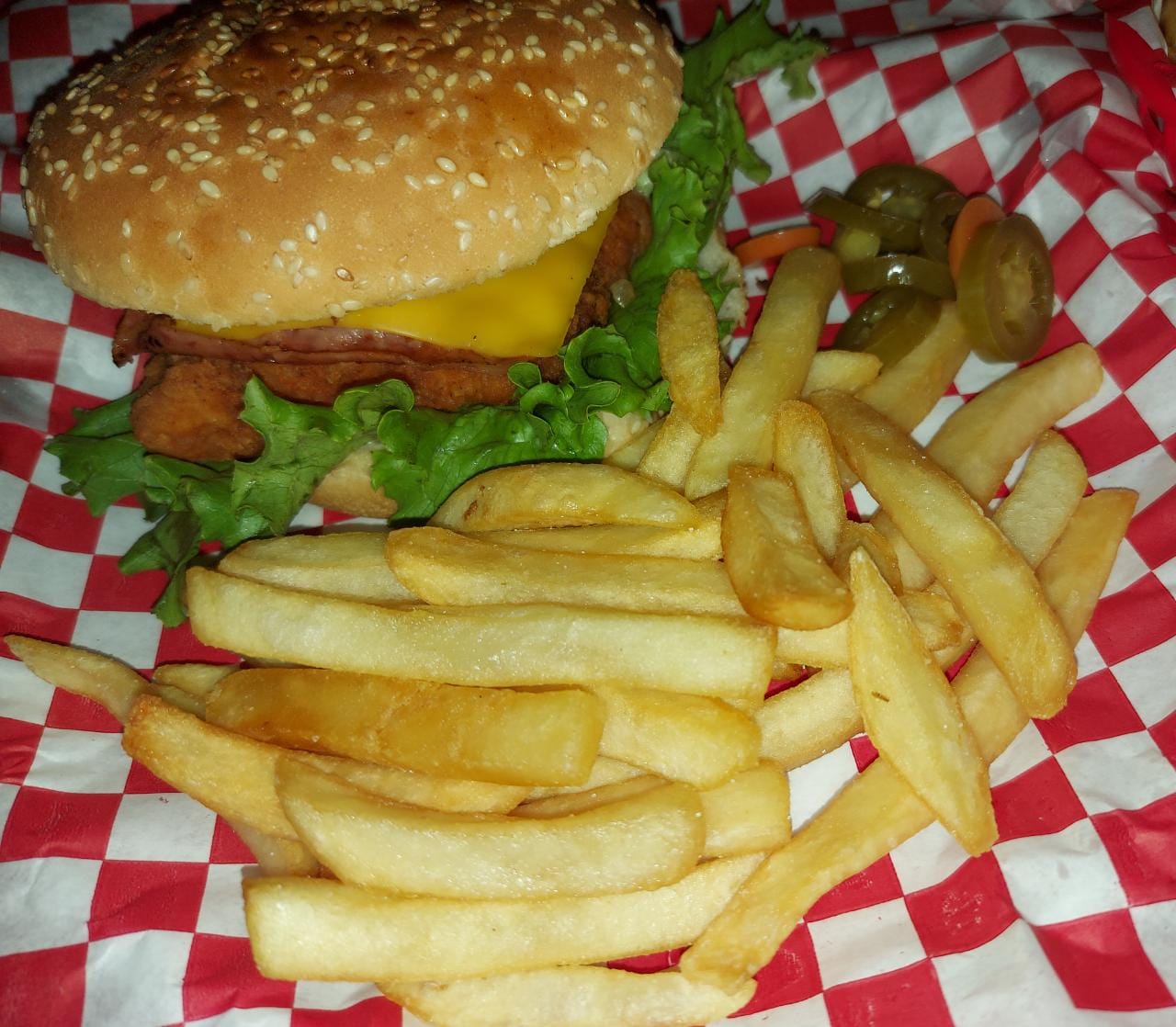 EMOTI BURGER image 1