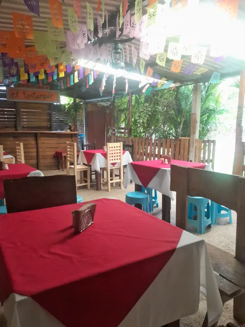 El tentempié Taqueria y algo mas image 2