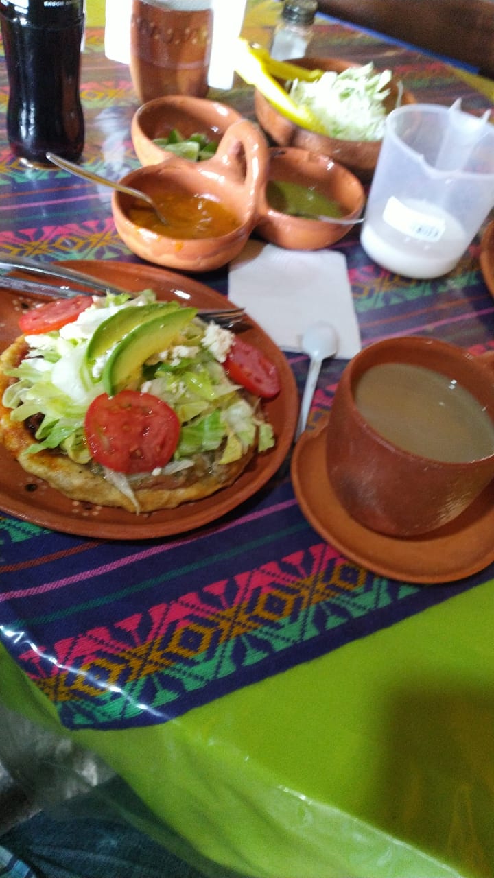 El Sazón de Mamá image 7