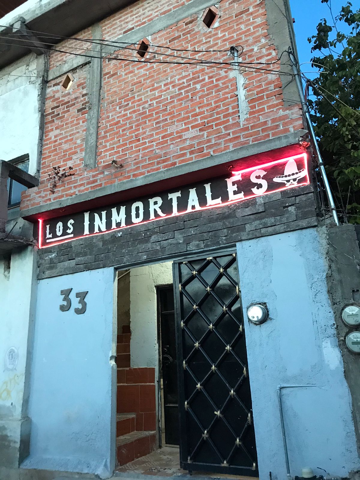 Los Inmortales image 8