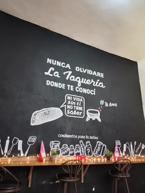 TAQUERIA GONZALEZ image 4