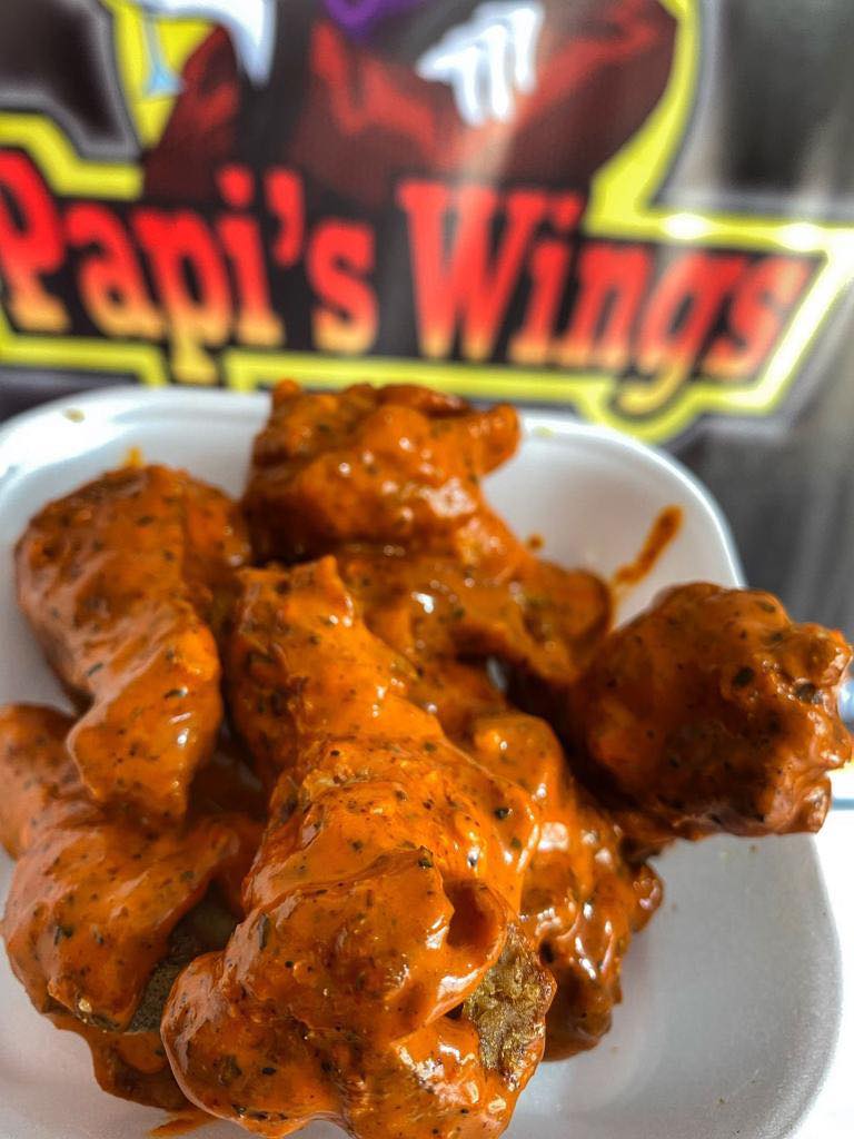 Papi´s wings Pesqueria image 2