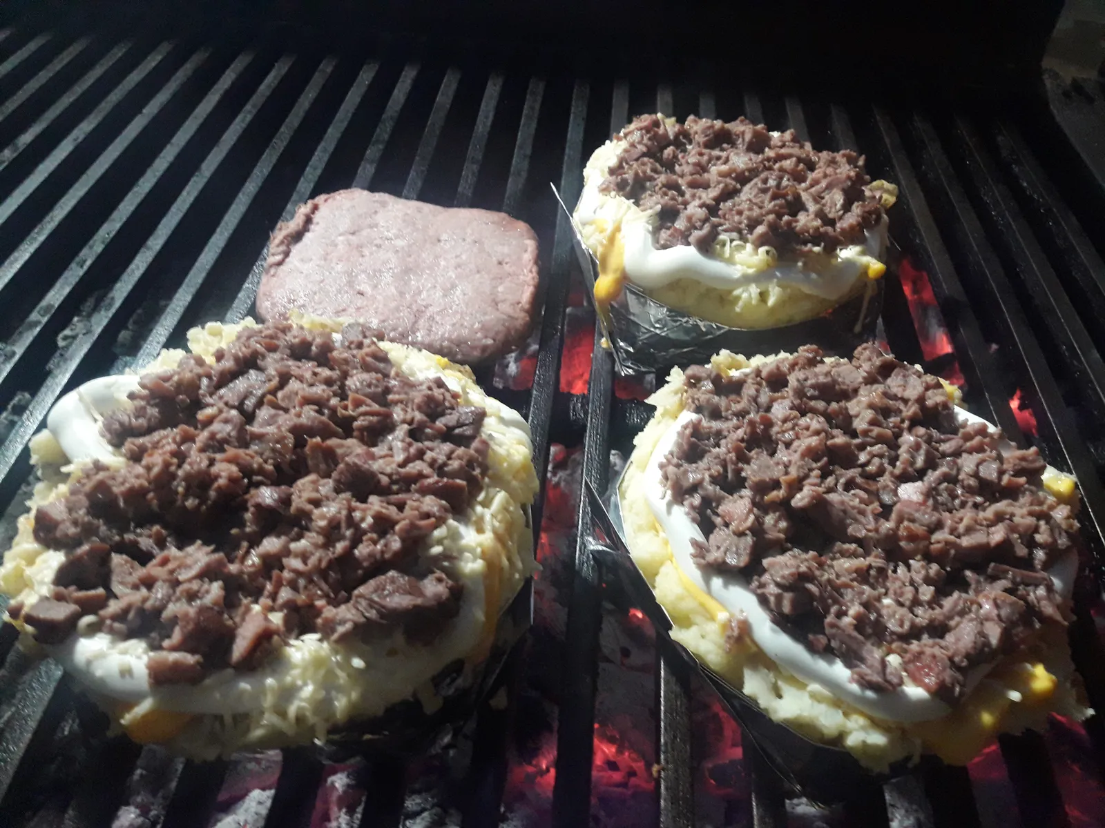 Los Compadres Tacos y hamburguesas al Carbon image 5