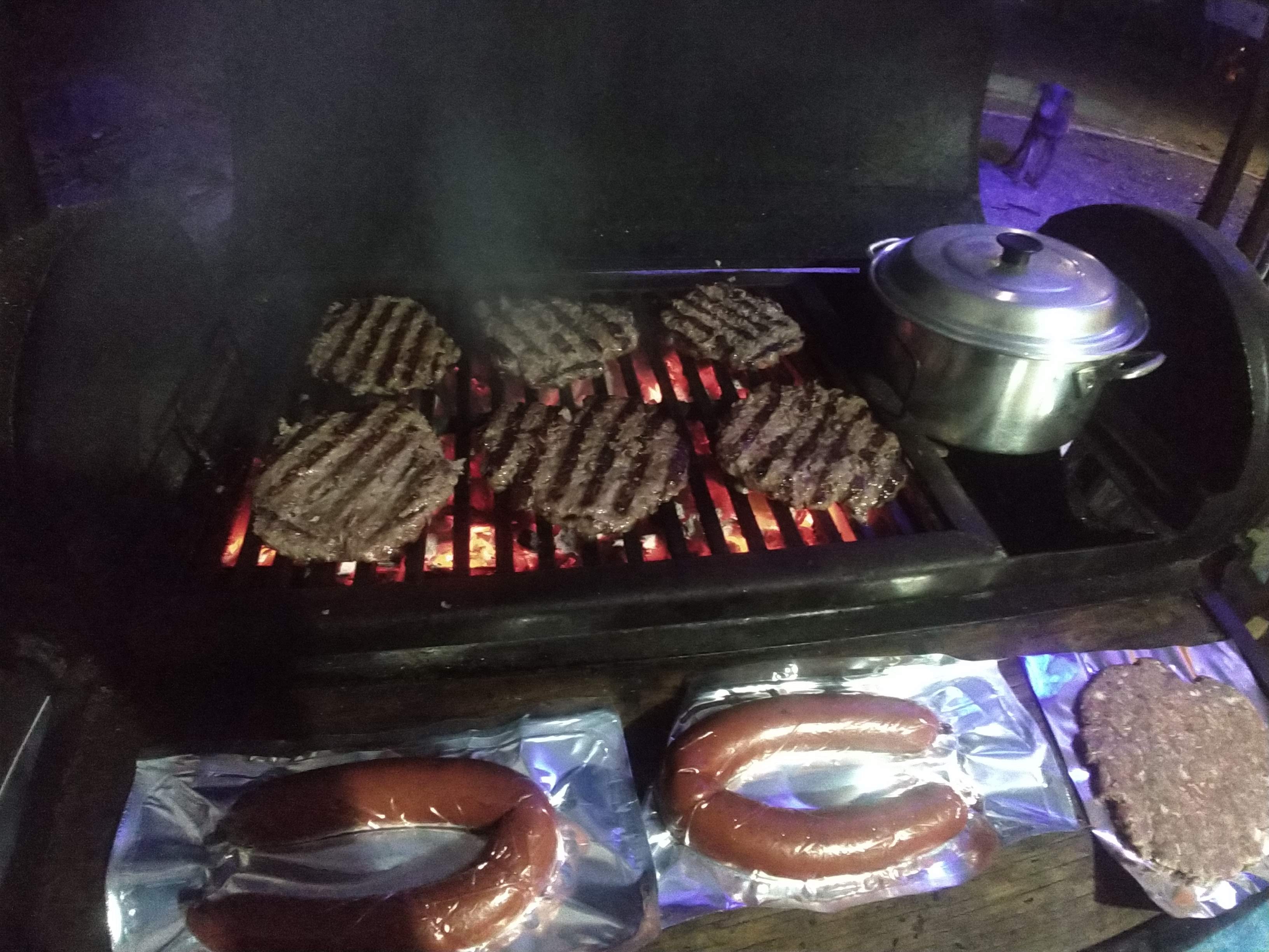 Las Burgers 84 image 7