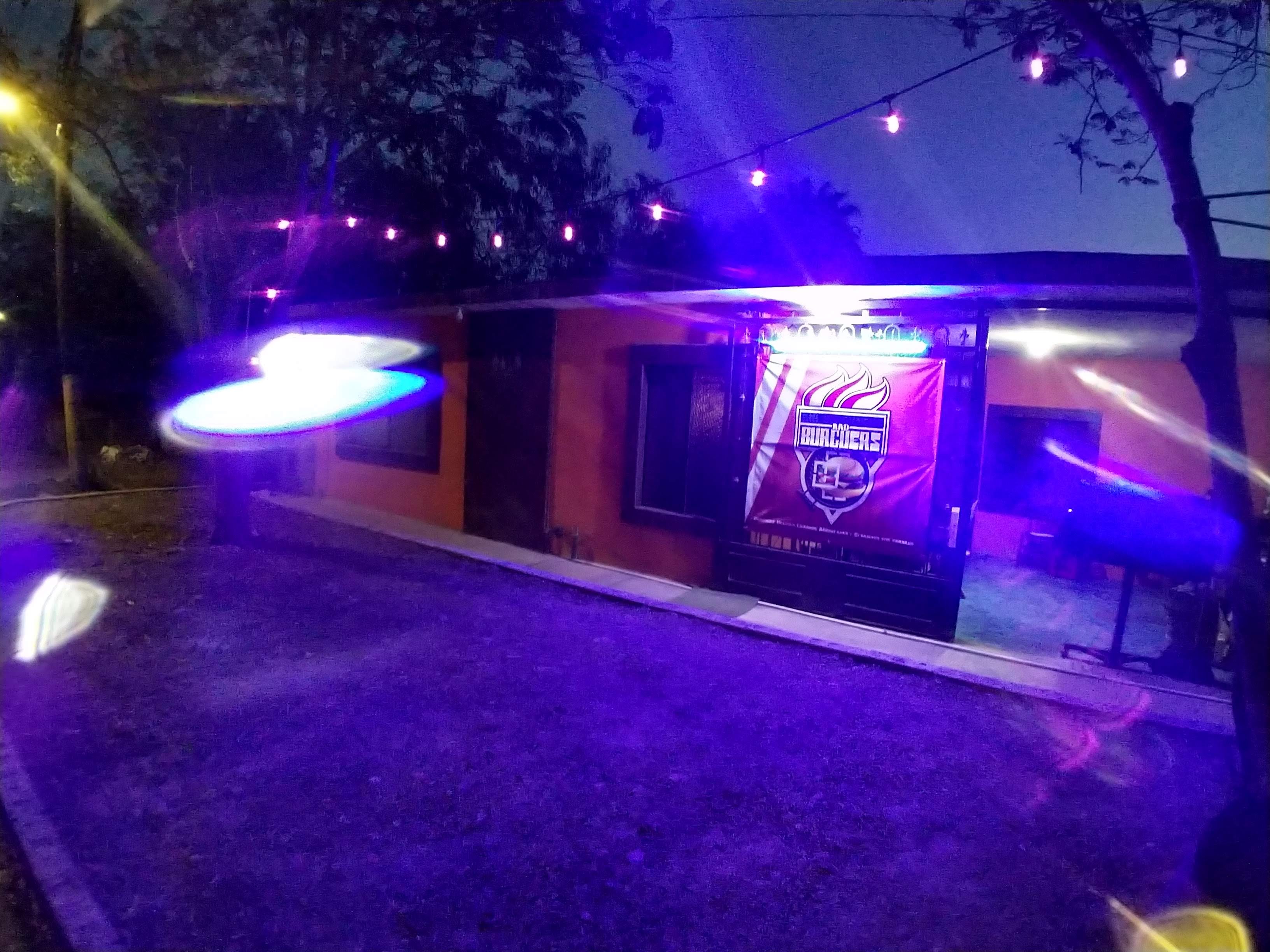 Las Burgers 84 image 9