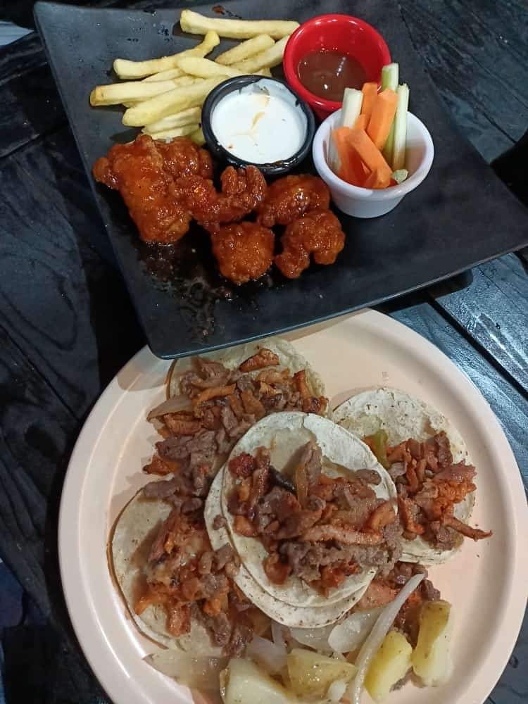 Taqueria la Cerca image 3